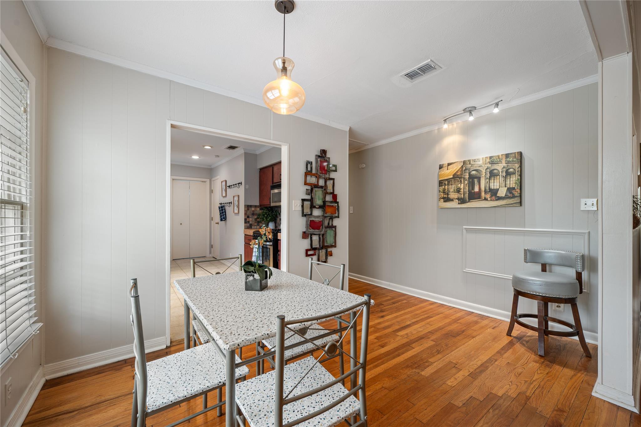 2639 W 45th St, Austin, TX 78731