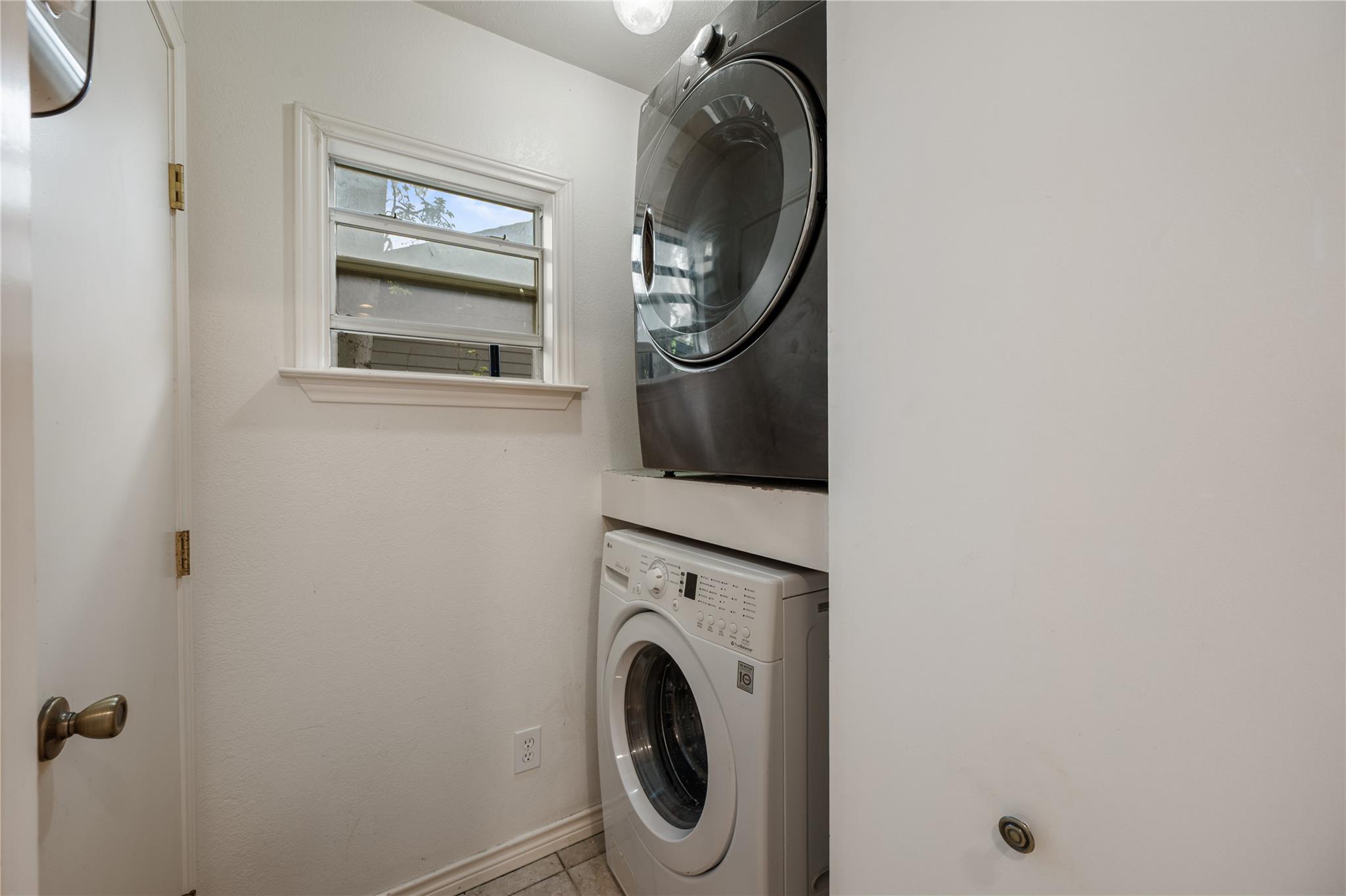 2639 W 45th St, Austin, TX 78731