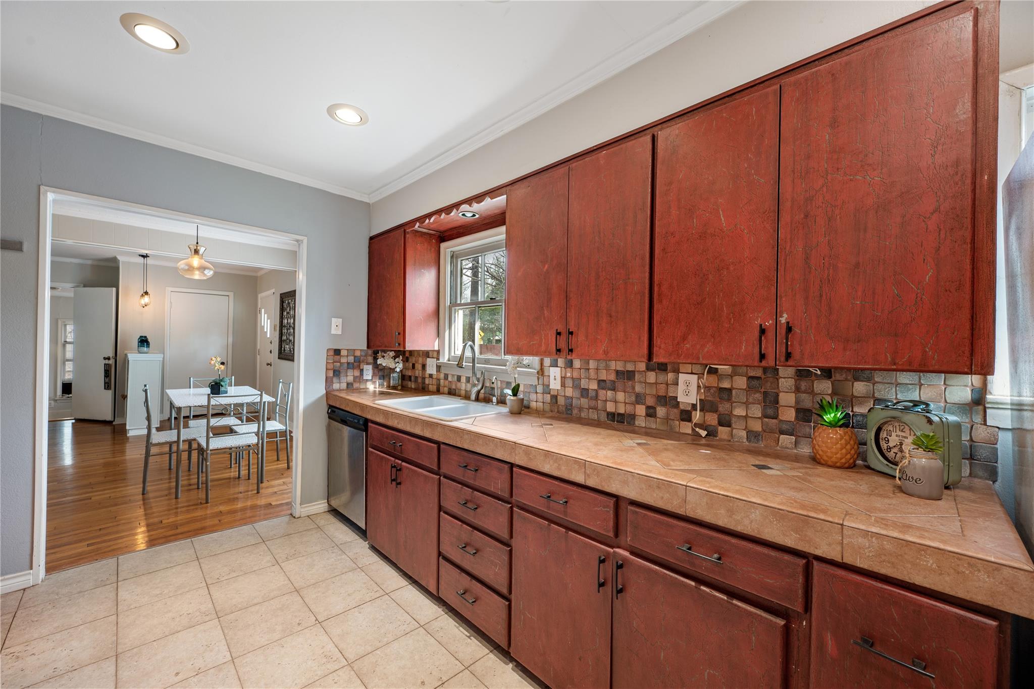 2639 W 45th St, Austin, TX 78731