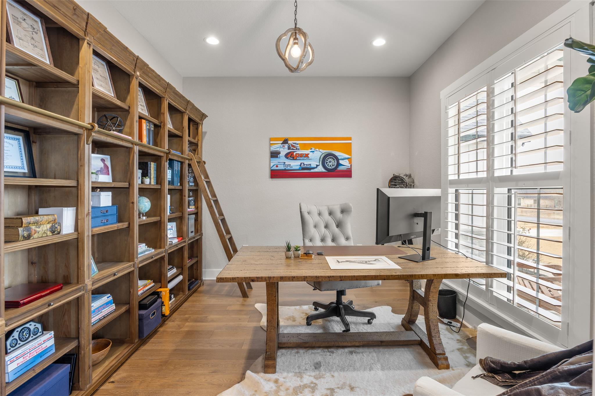 231 Hacienda Pl, Dripping Springs, TX 78620