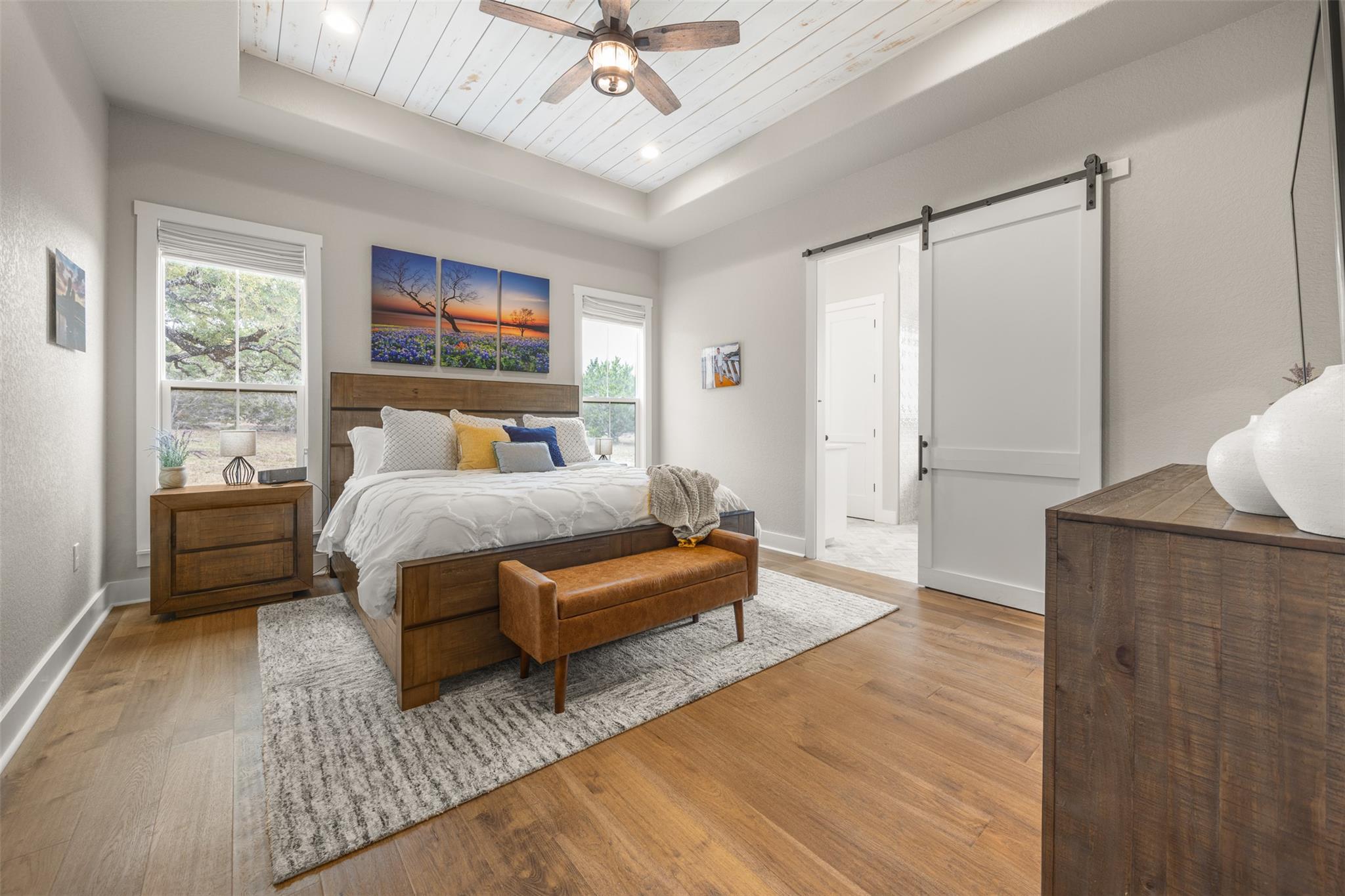 231 Hacienda Pl, Dripping Springs, TX 78620