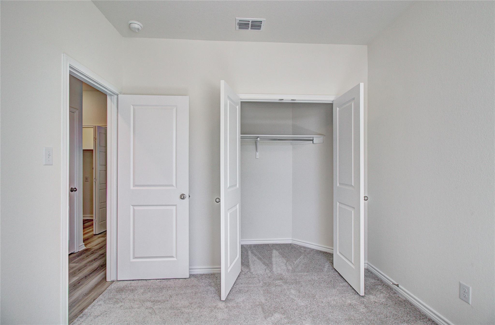 3423 Old Almonte Dr, San Antonio, TX 78224