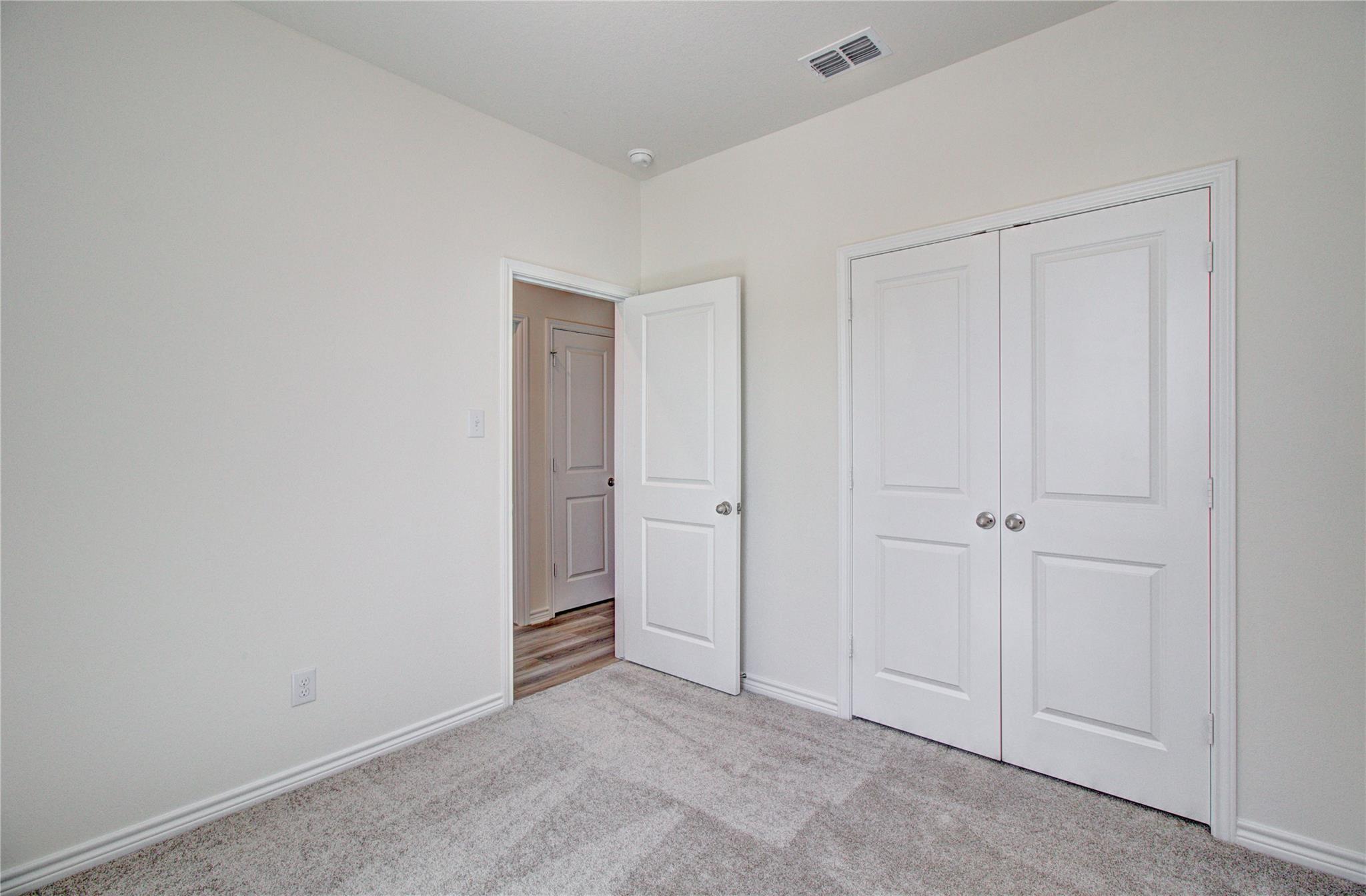 3423 Old Almonte Dr, San Antonio, TX 78224