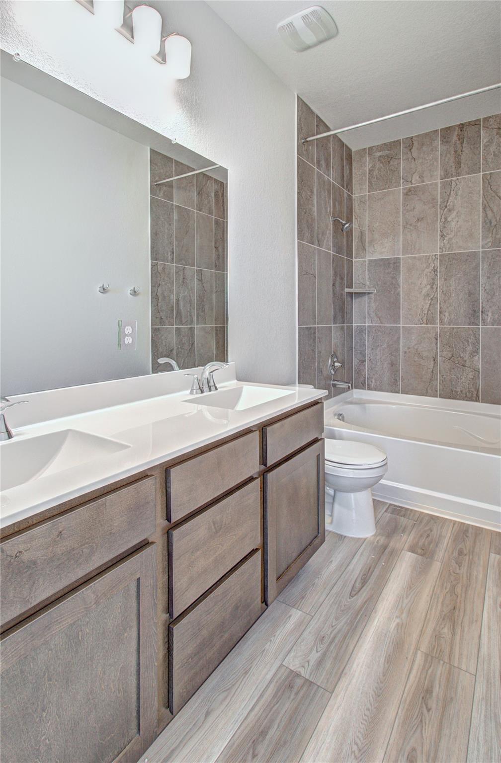 3423 Old Almonte Dr, San Antonio, TX 78224