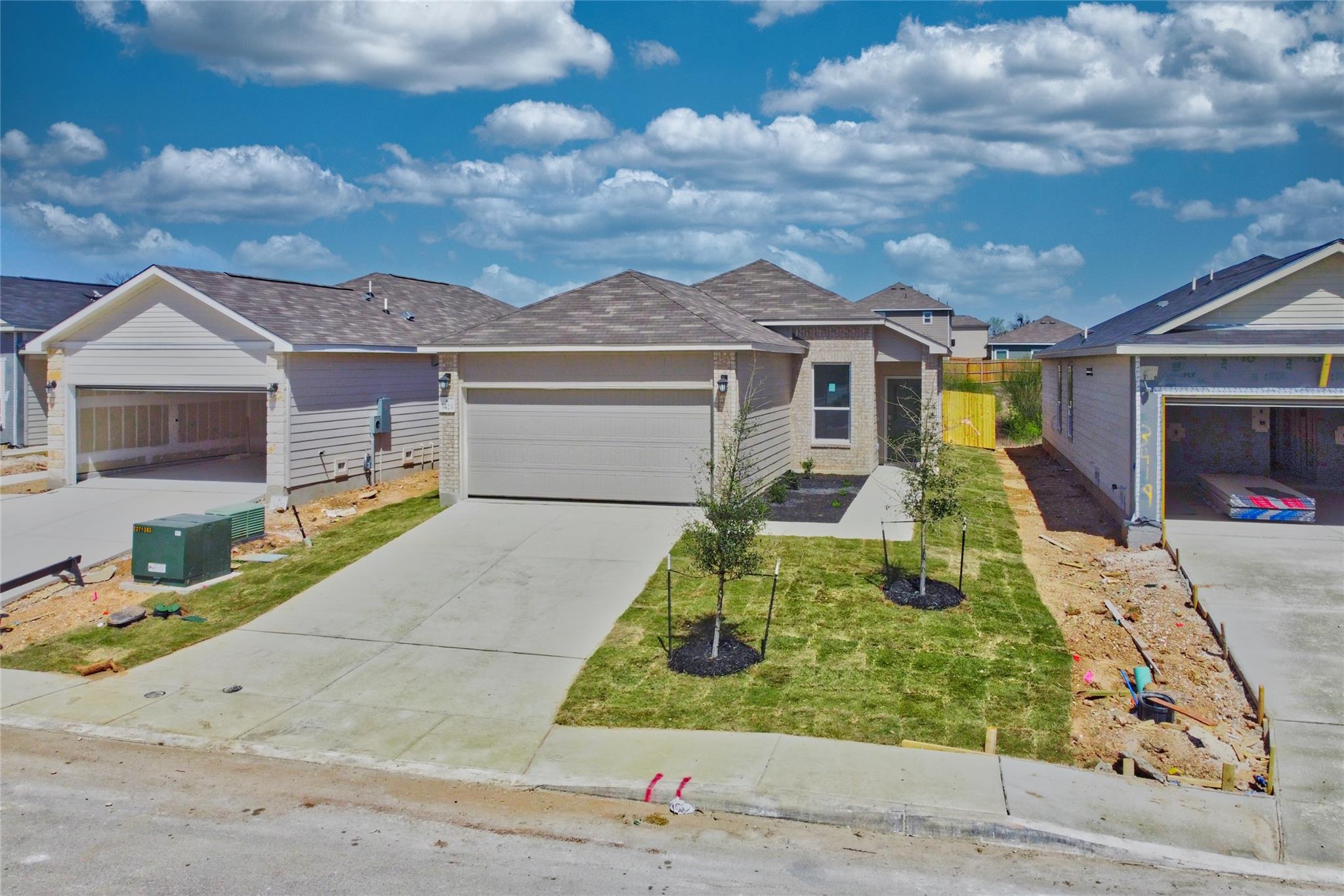 3423 Old Almonte Dr, San Antonio, TX 78224