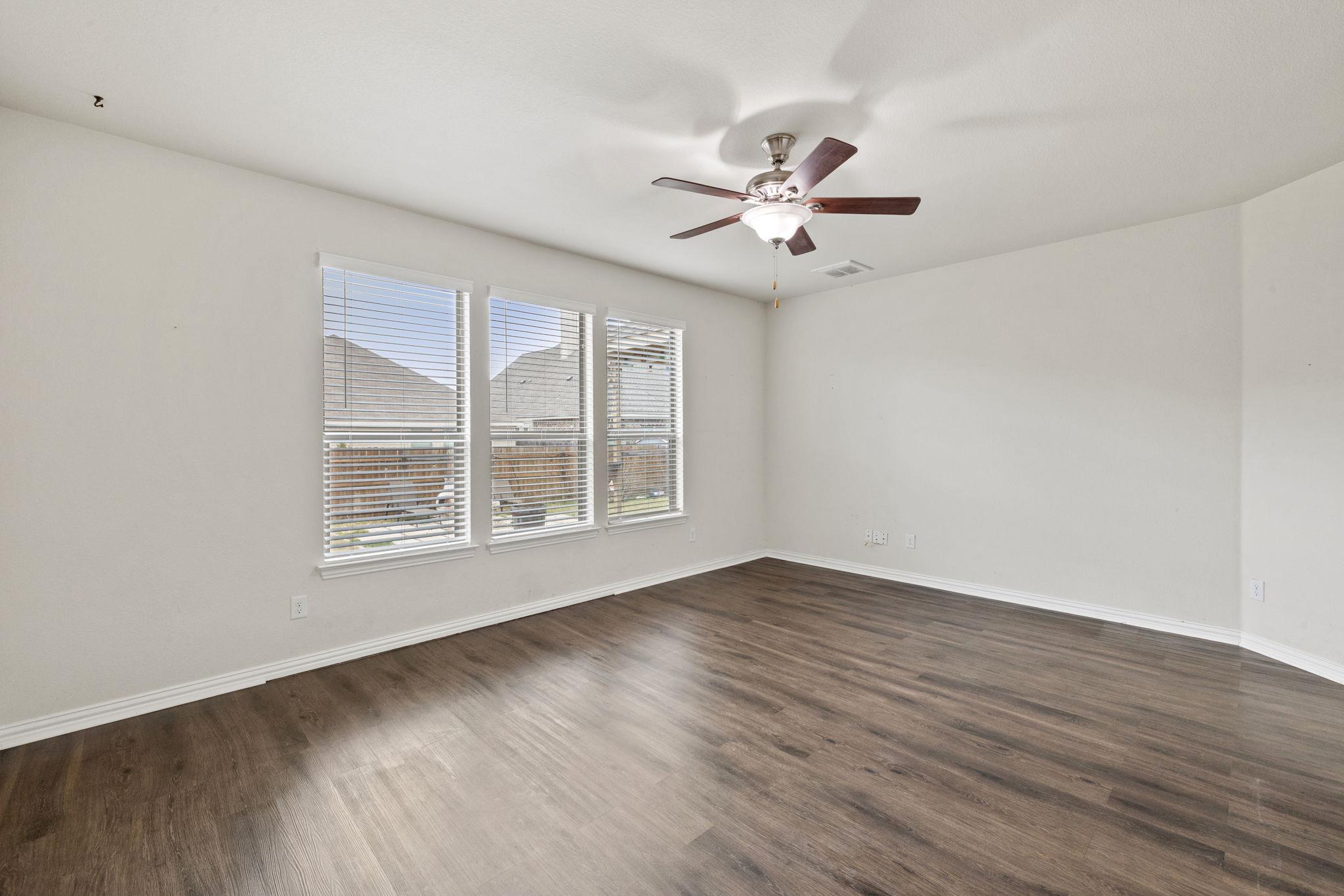 1105 Tabernash Dr, Leander, TX 78641