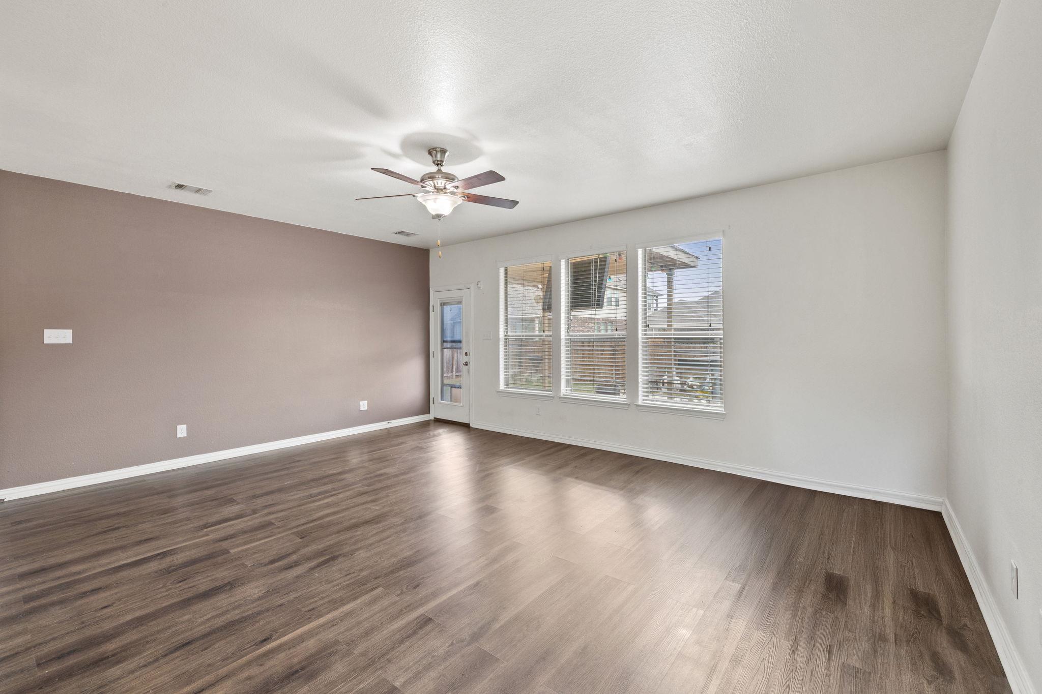 1105 Tabernash Dr, Leander, TX 78641