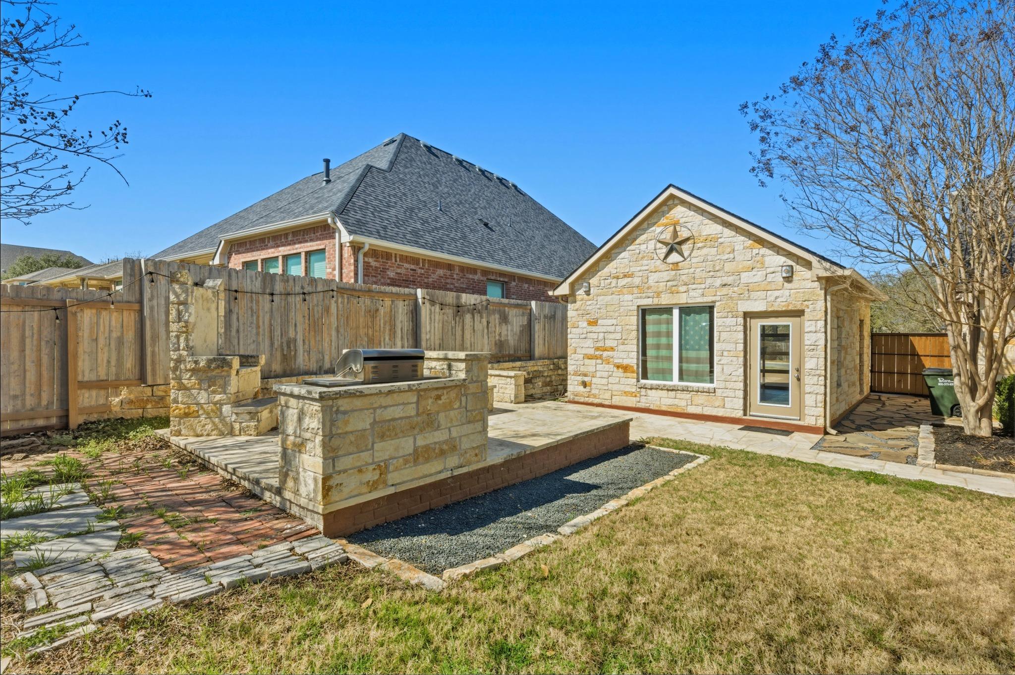 1023 Grassy Field Rd, Austin, TX 78737