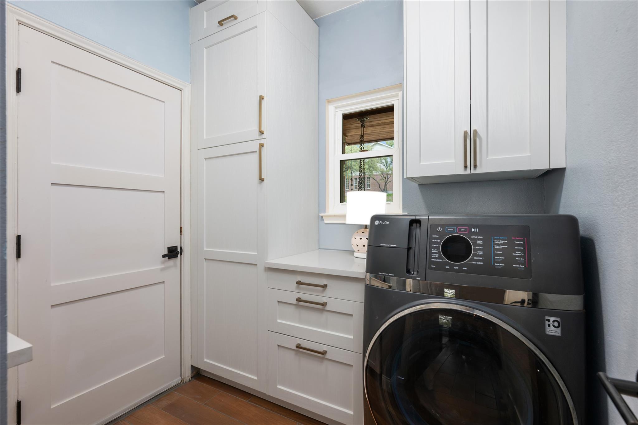 3608 Latimer Dr, Austin, TX 78732