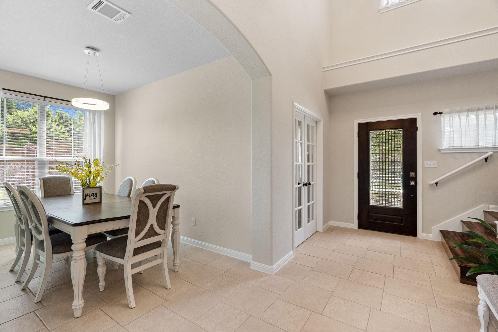 114 Briarpatch Ct, Austin, TX 78737