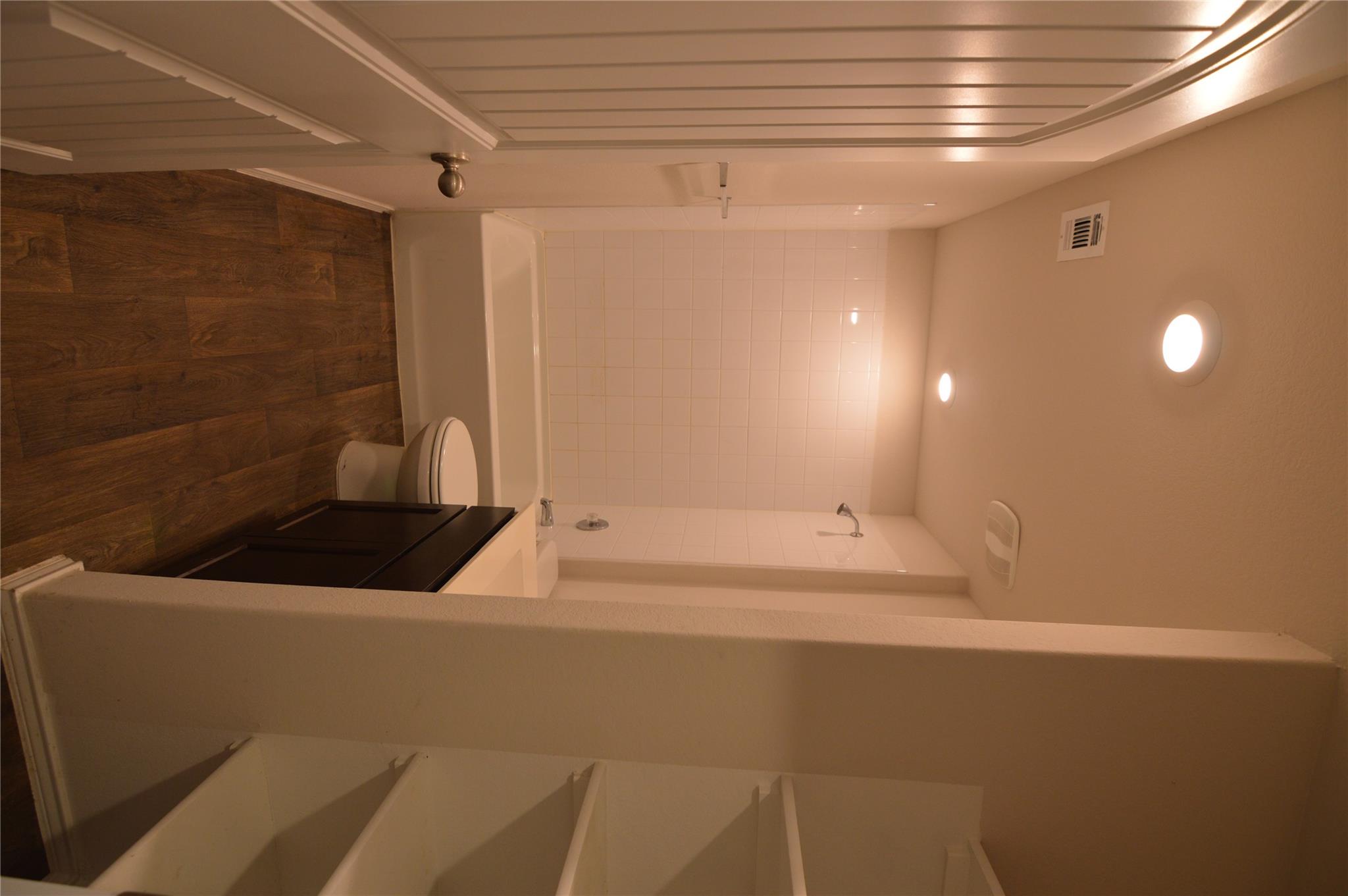 109 BLACK WOLF Run, San Marcos, TX 78666