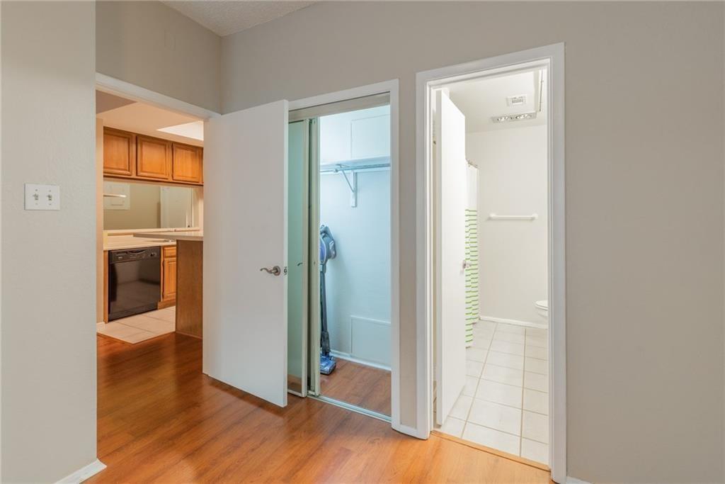 806 W 24th St # 103, Austin, TX 78705