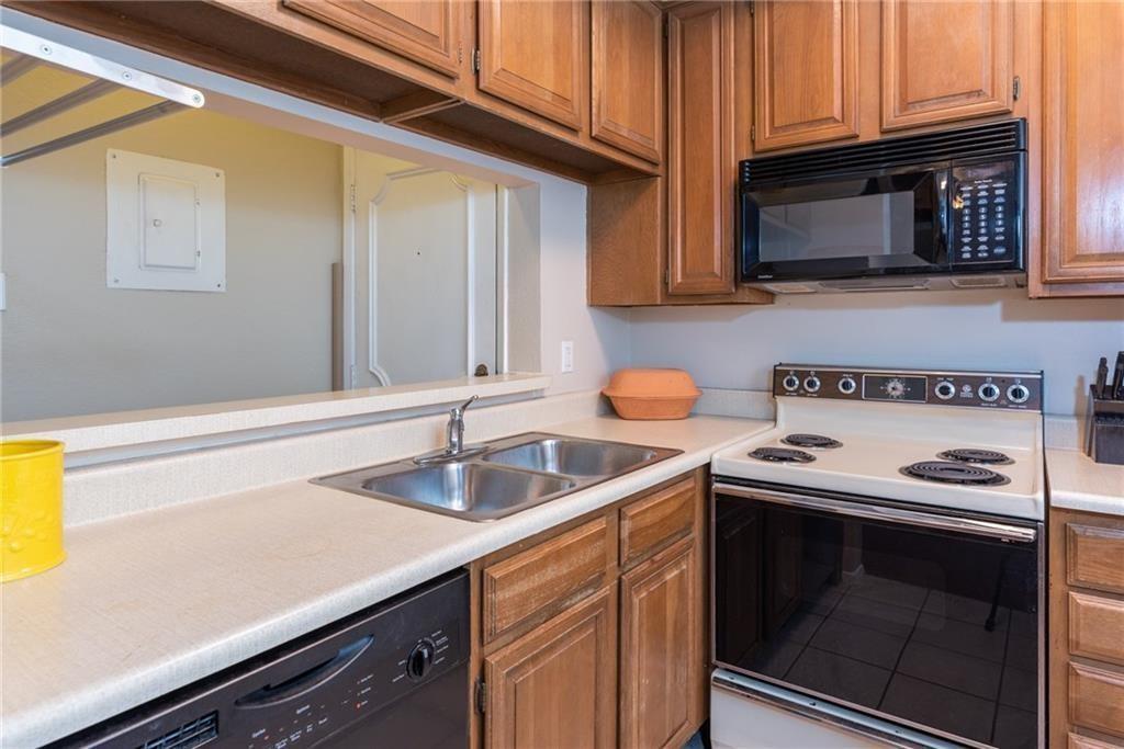 806 W 24th St # 103, Austin, TX 78705