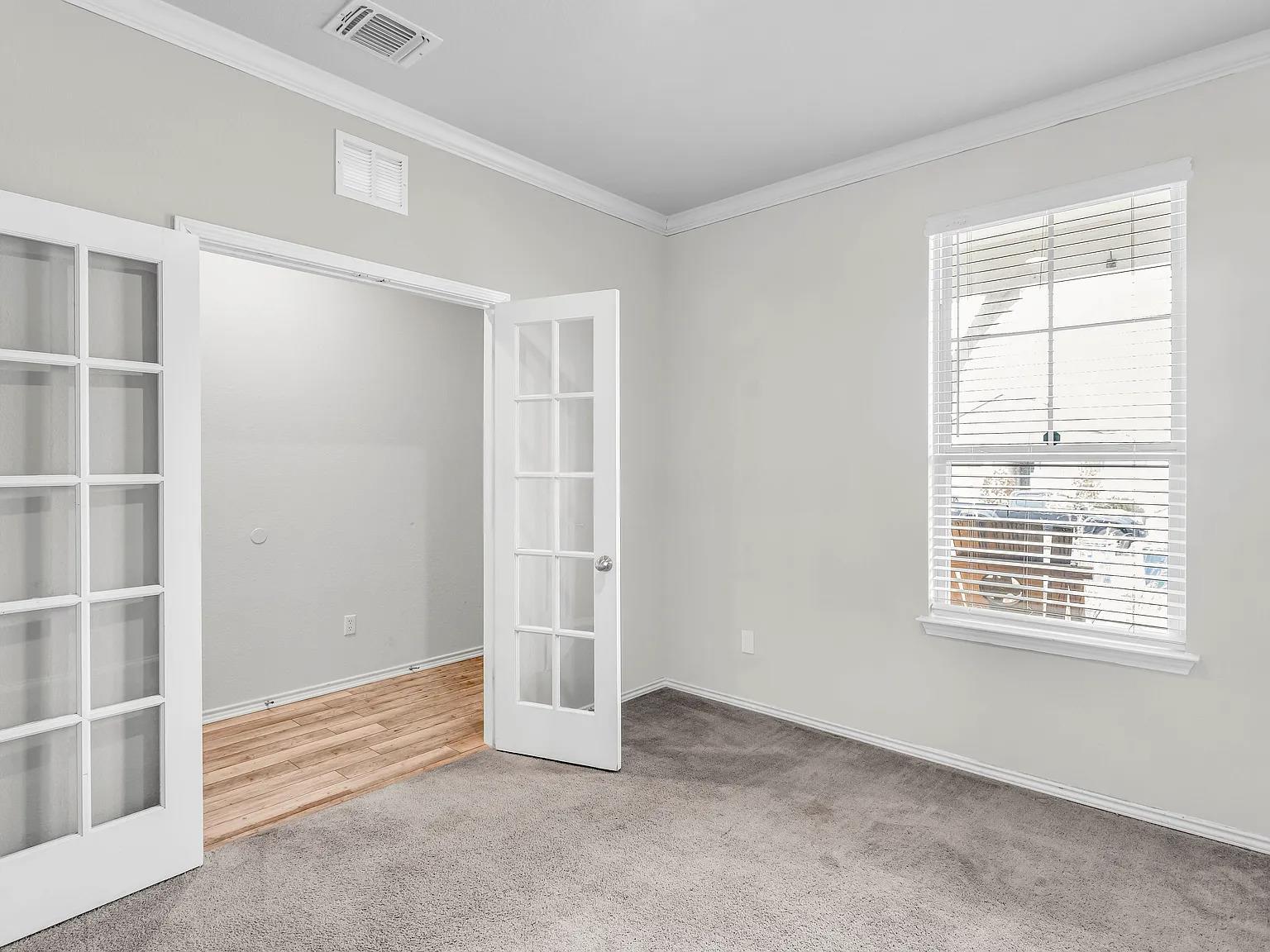 156 Janice Rd, Taylor, TX 76574