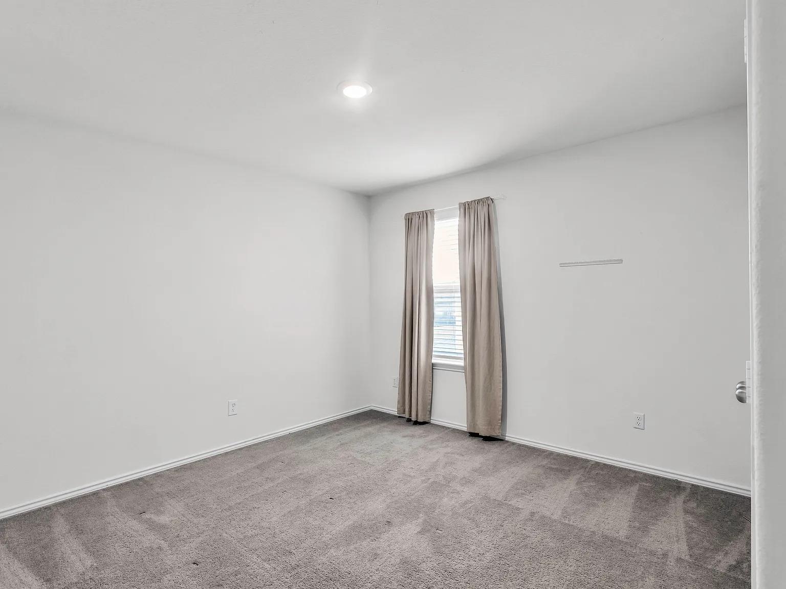 156 Janice Rd, Taylor, TX 76574