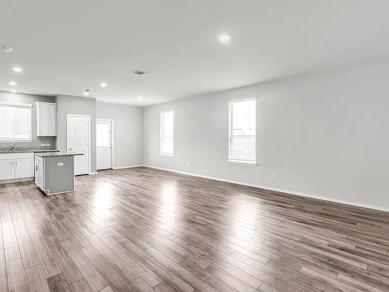 156 Janice Rd, Taylor, TX 76574