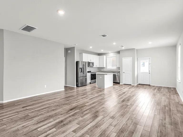 156 Janice Rd, Taylor, TX 76574