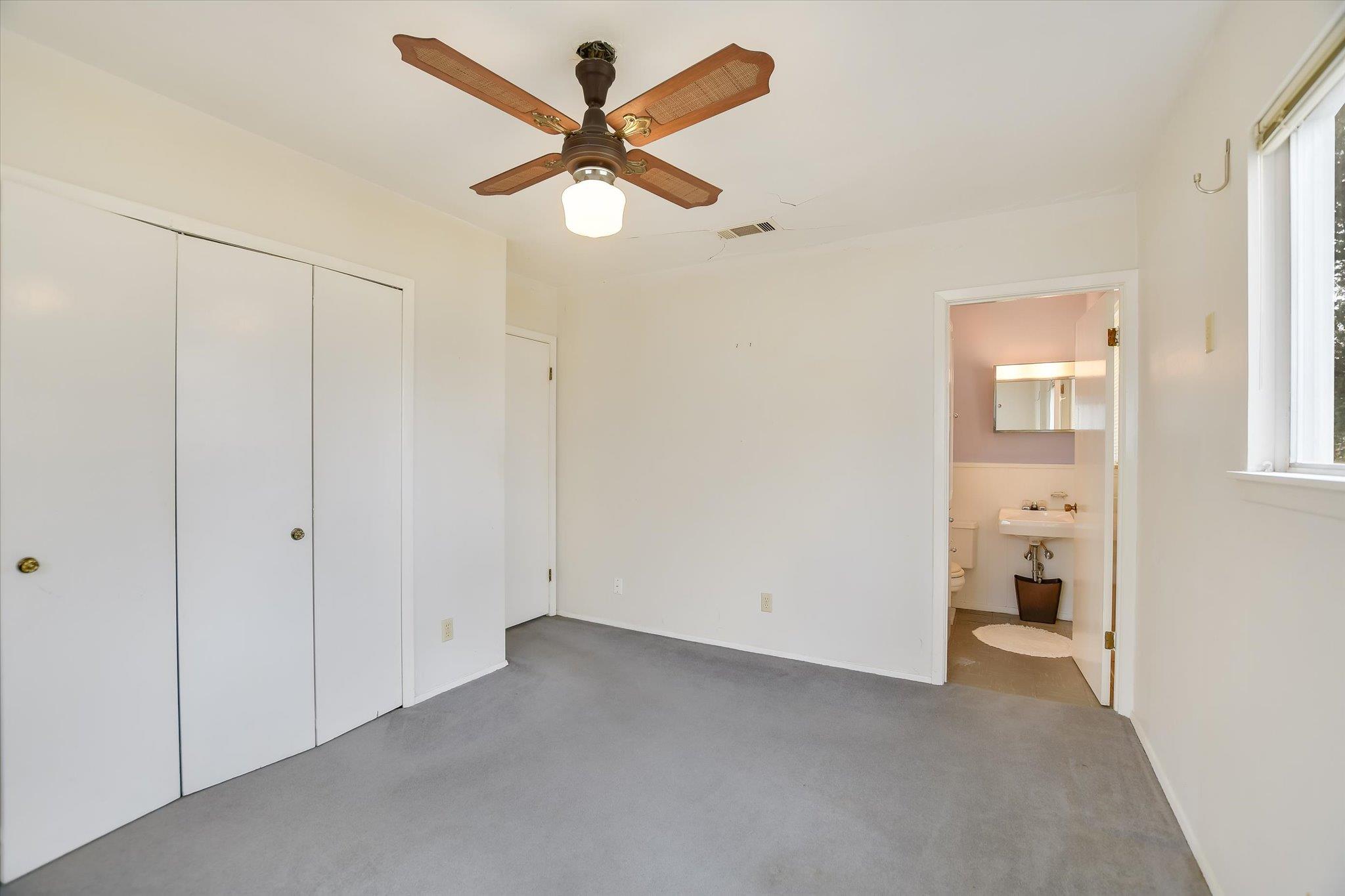 8003 Rockwood Ln, Austin, TX 78757