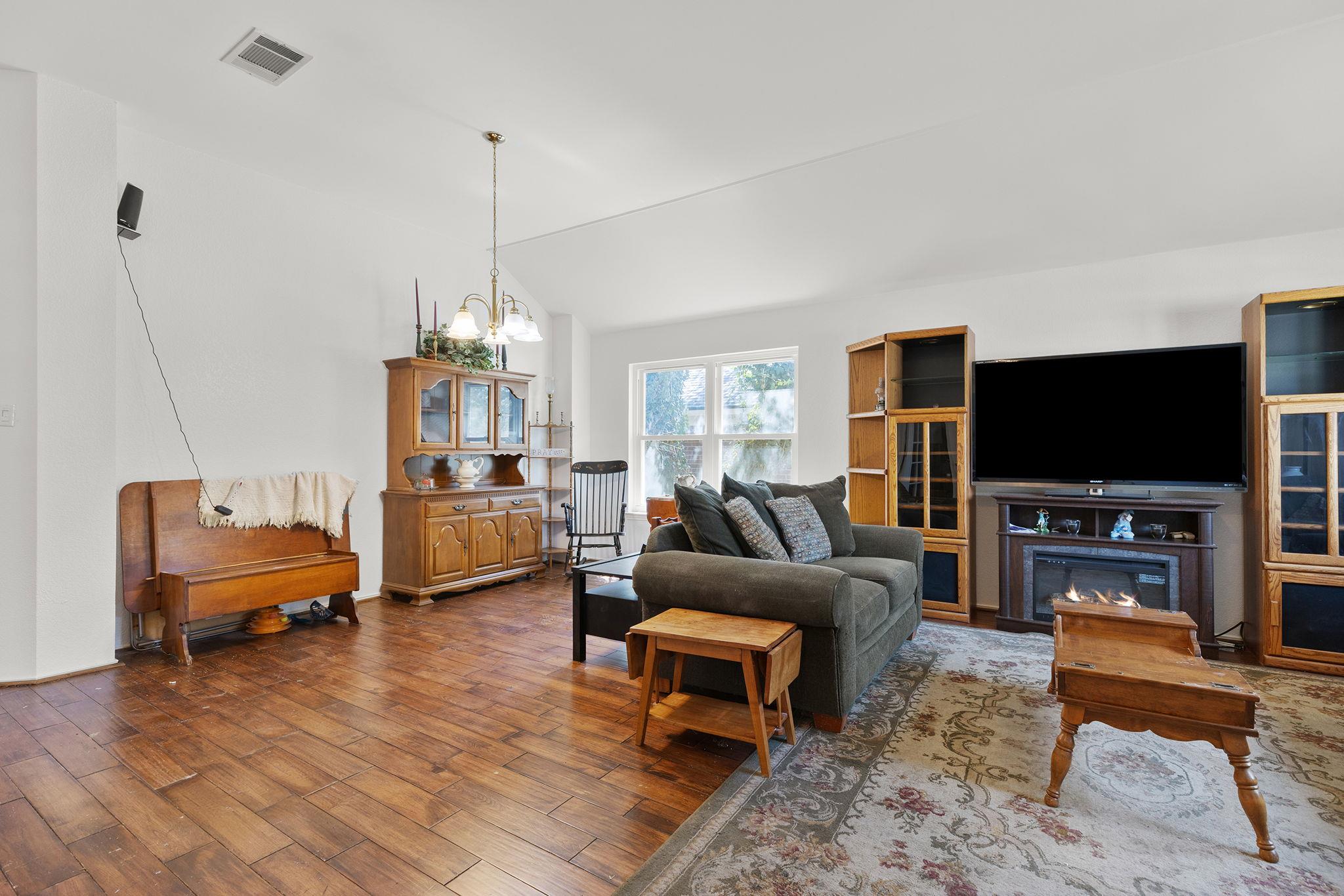 3624 Flora Vista Loop, Round Rock, TX 78681