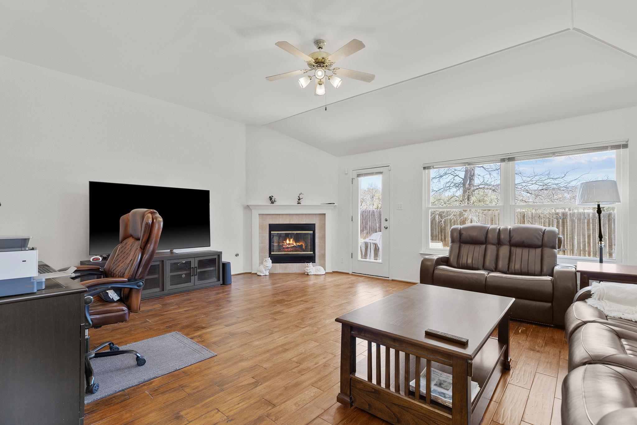 3624 Flora Vista Loop, Round Rock, TX 78681