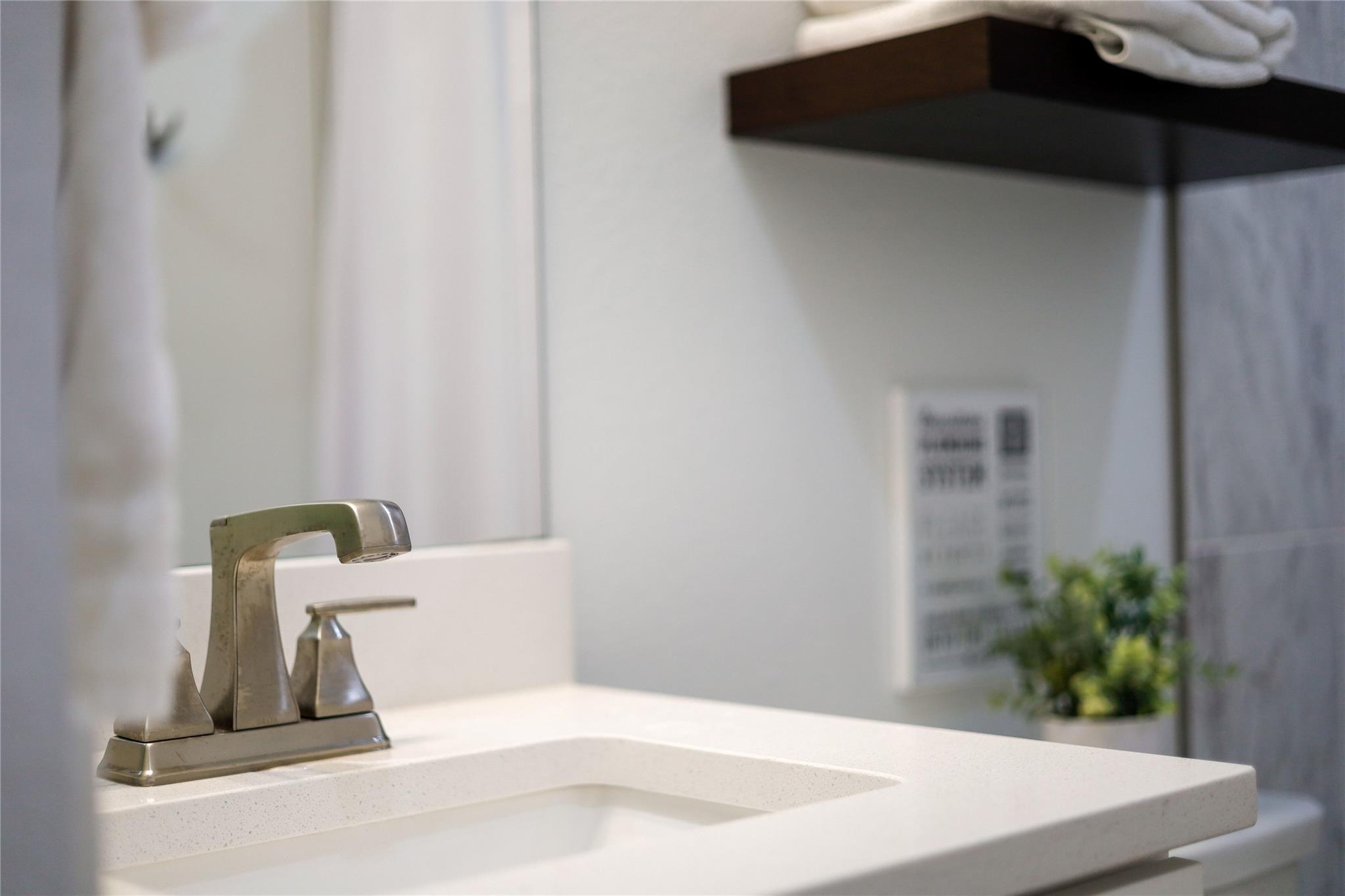 524 Palmer Dr, Lago Vista, TX 78645