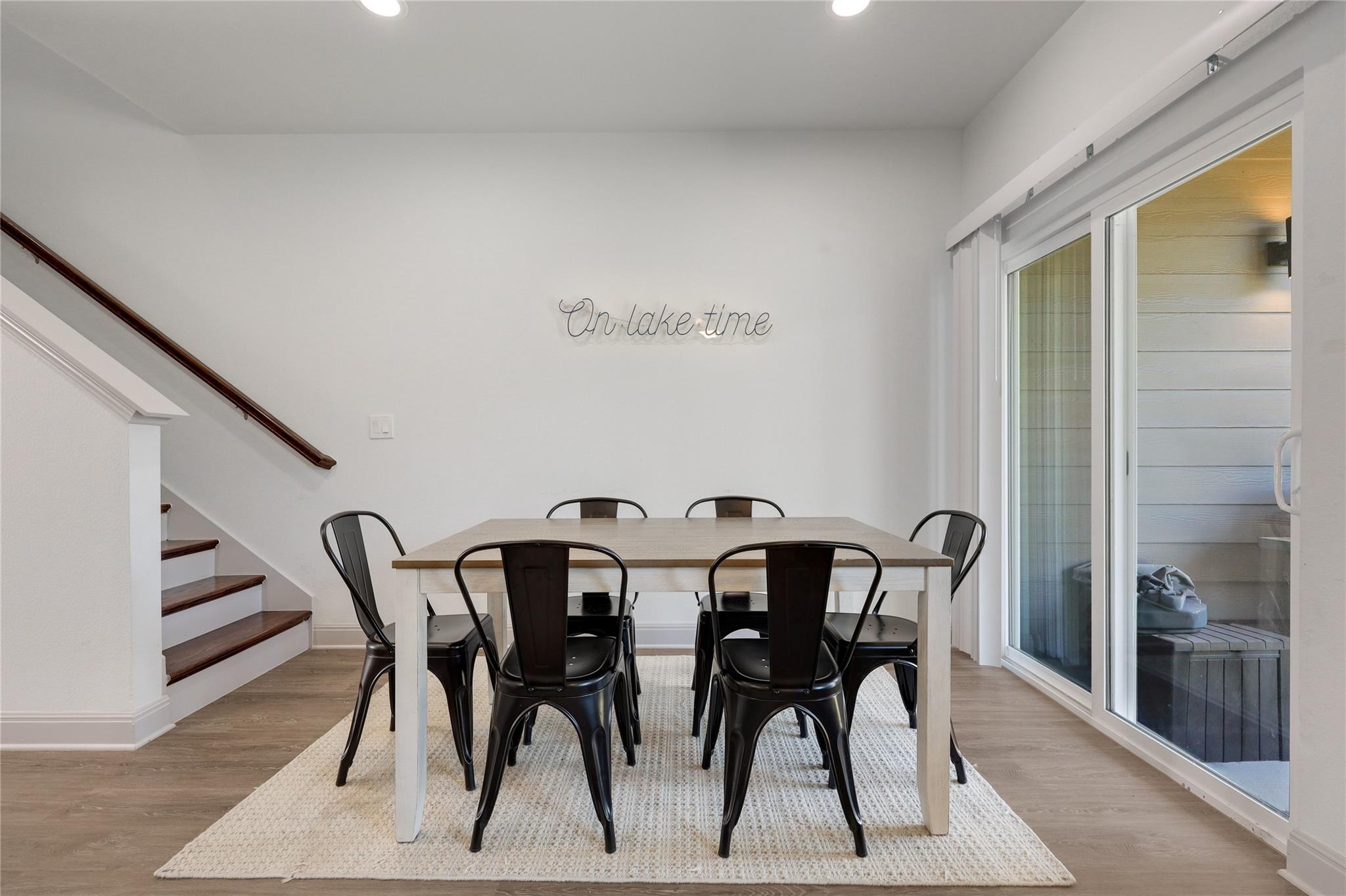 524 Palmer Dr, Lago Vista, TX 78645