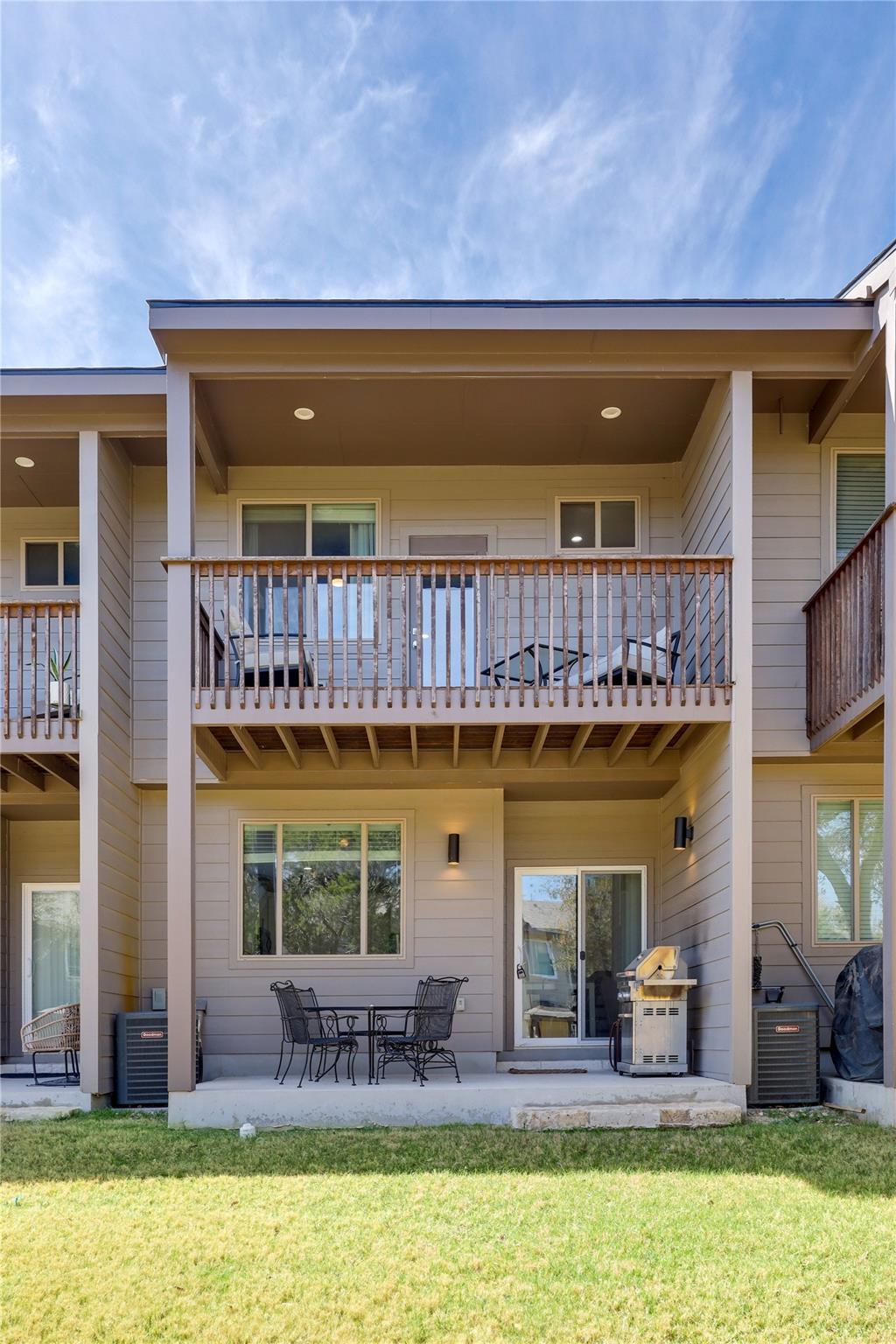 524 Palmer Dr, Lago Vista, TX 78645