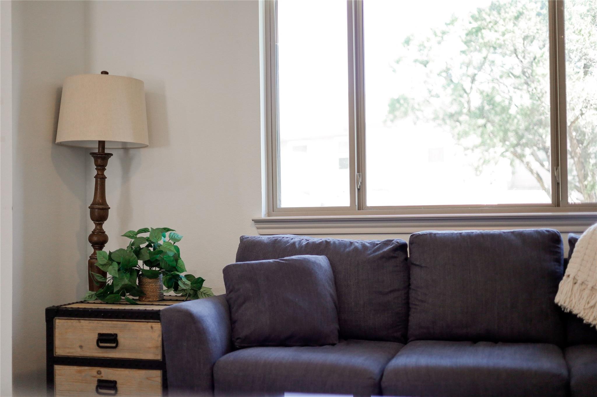 524 Palmer Dr, Lago Vista, TX 78645