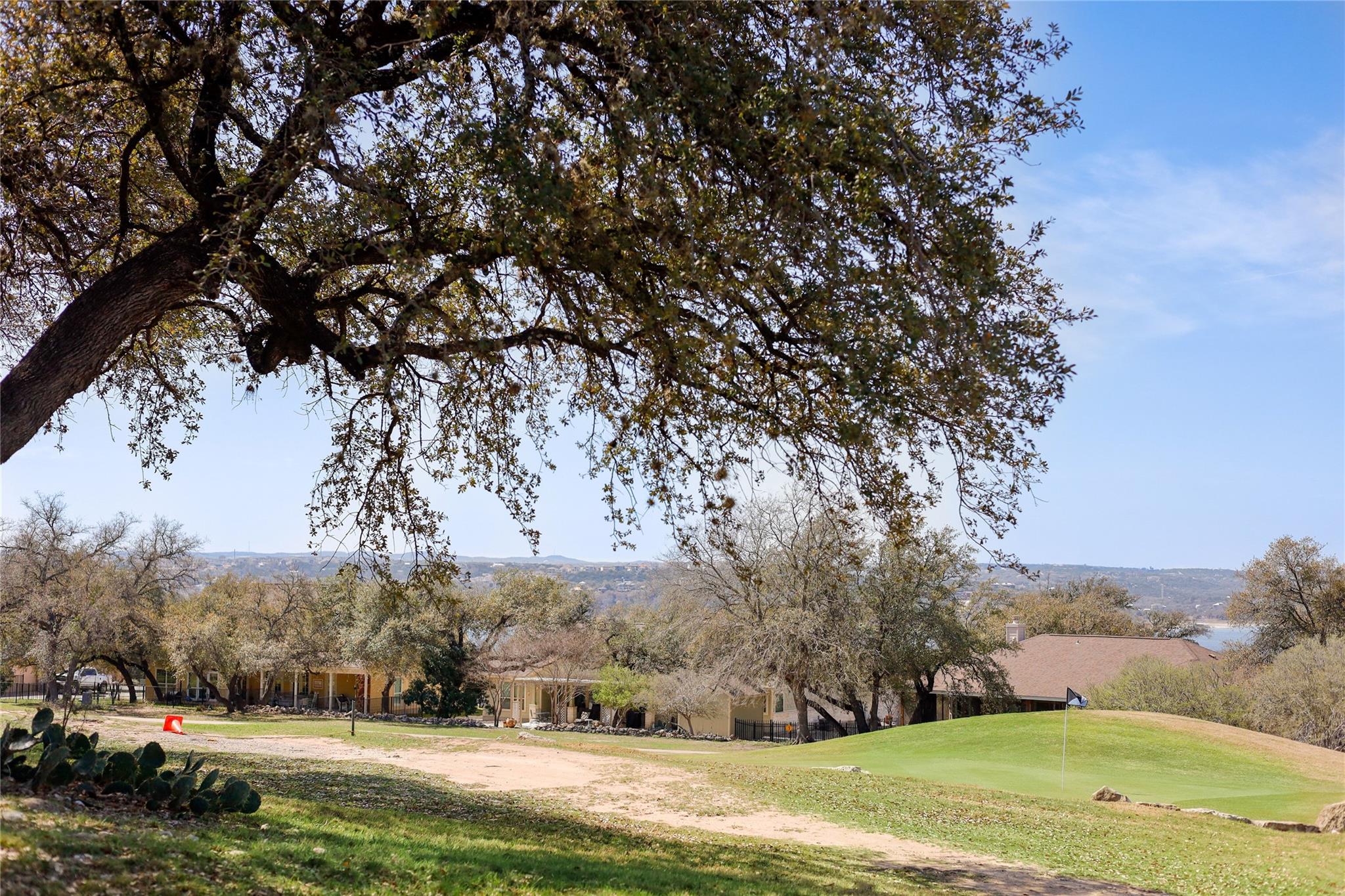 524 Palmer Dr, Lago Vista, TX 78645