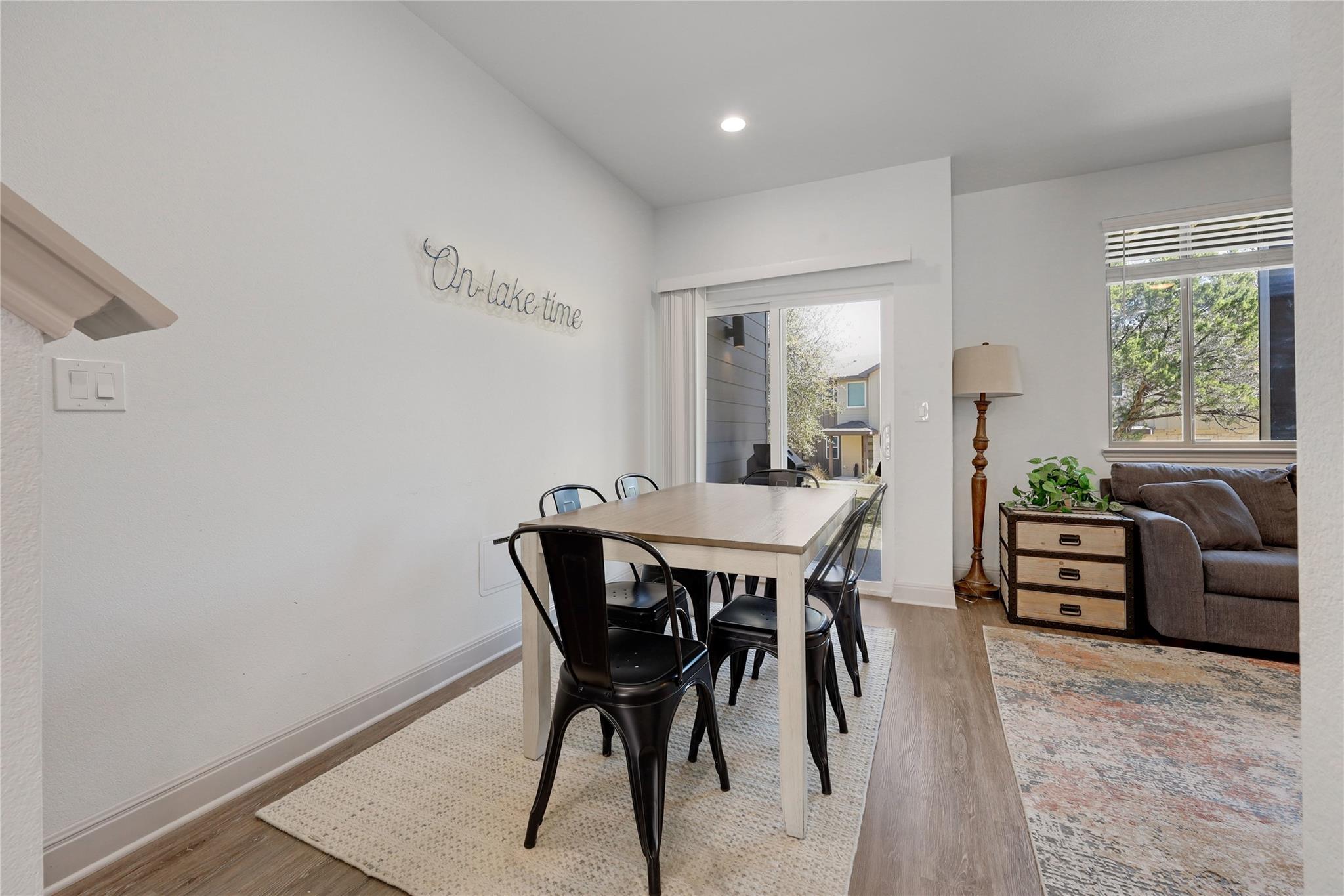 524 Palmer Dr, Lago Vista, TX 78645