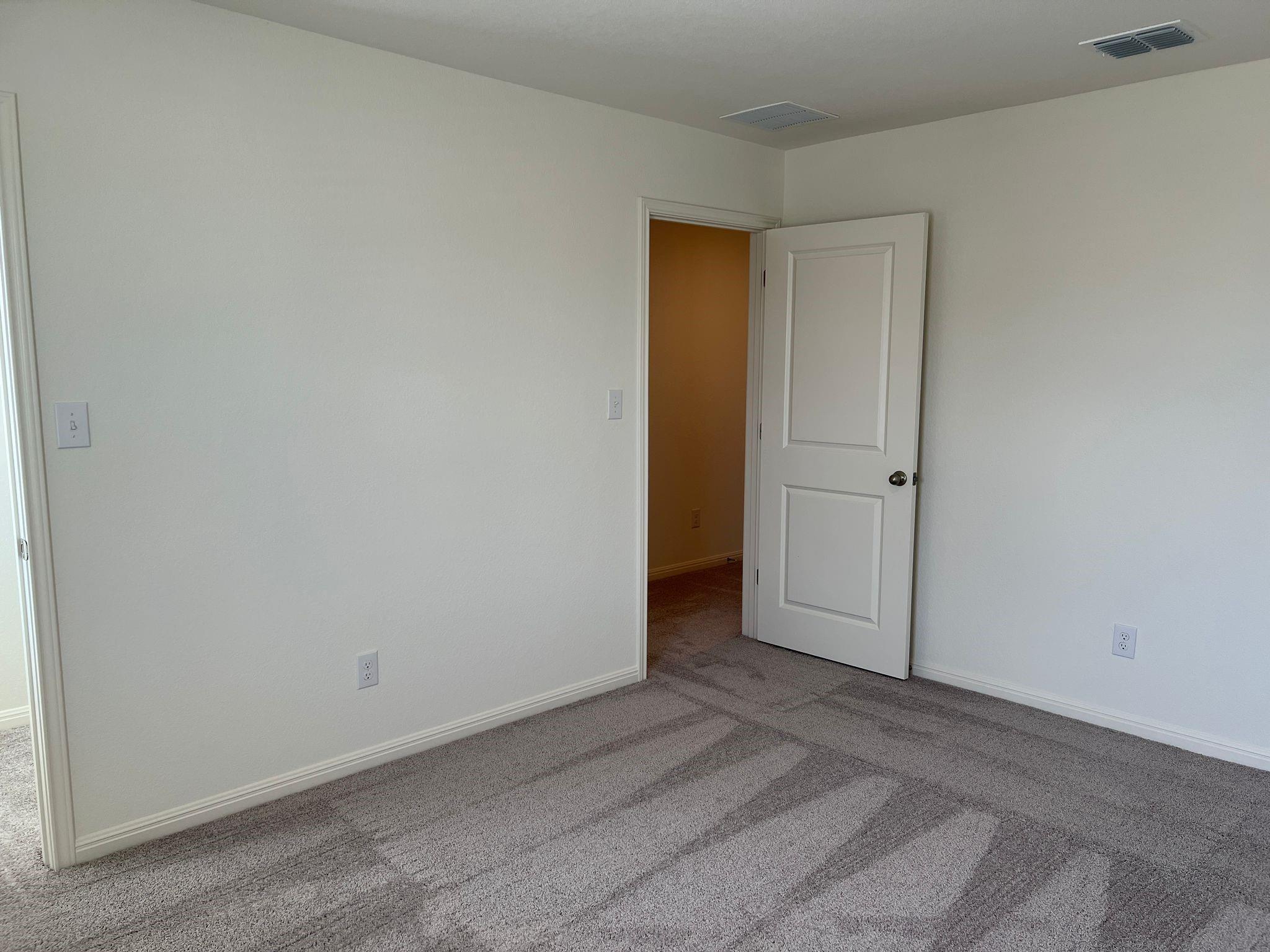 624 Gemsbok Dr, Hutto, TX 78364