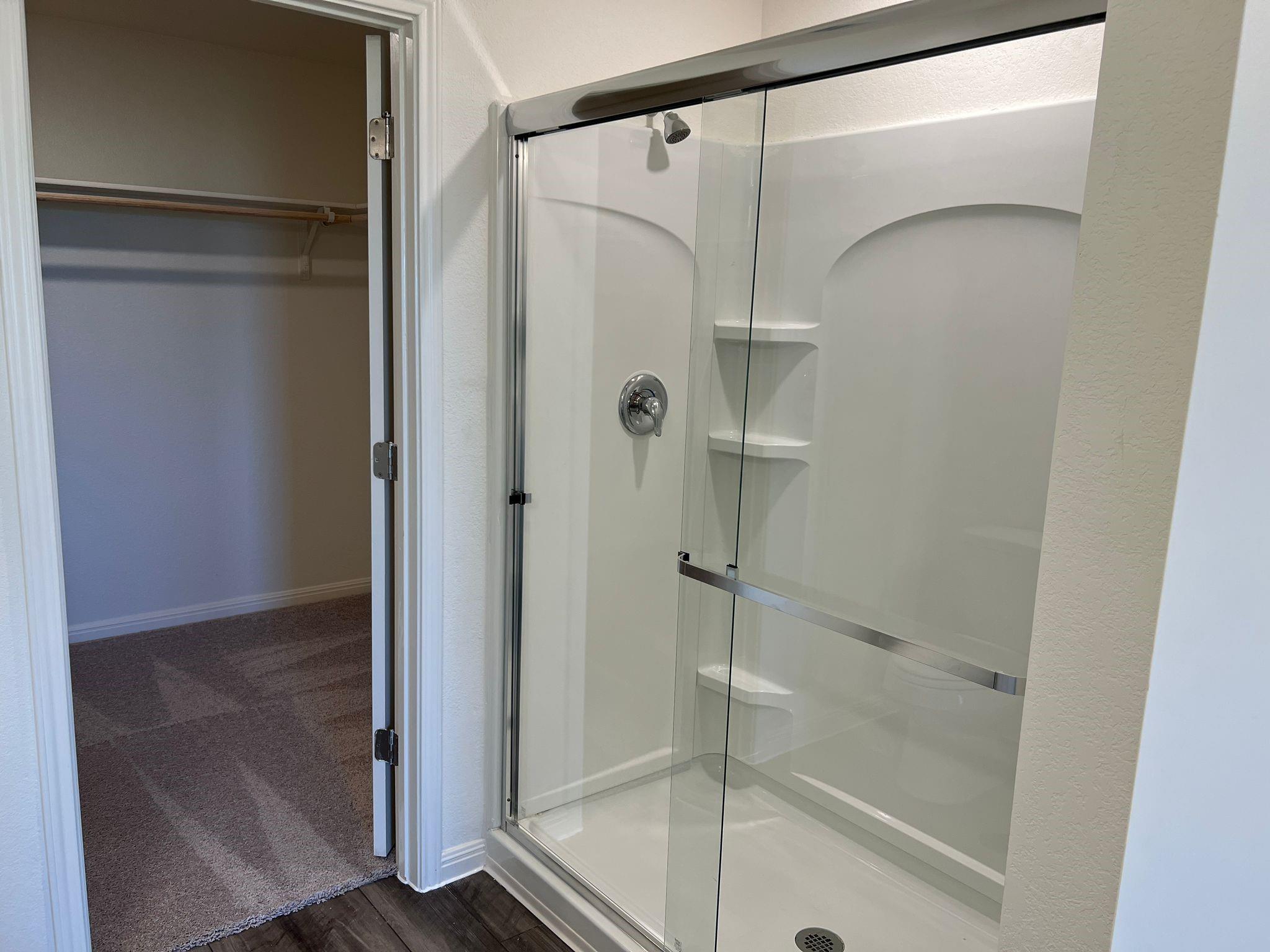 624 Gemsbok Dr, Hutto, TX 78364