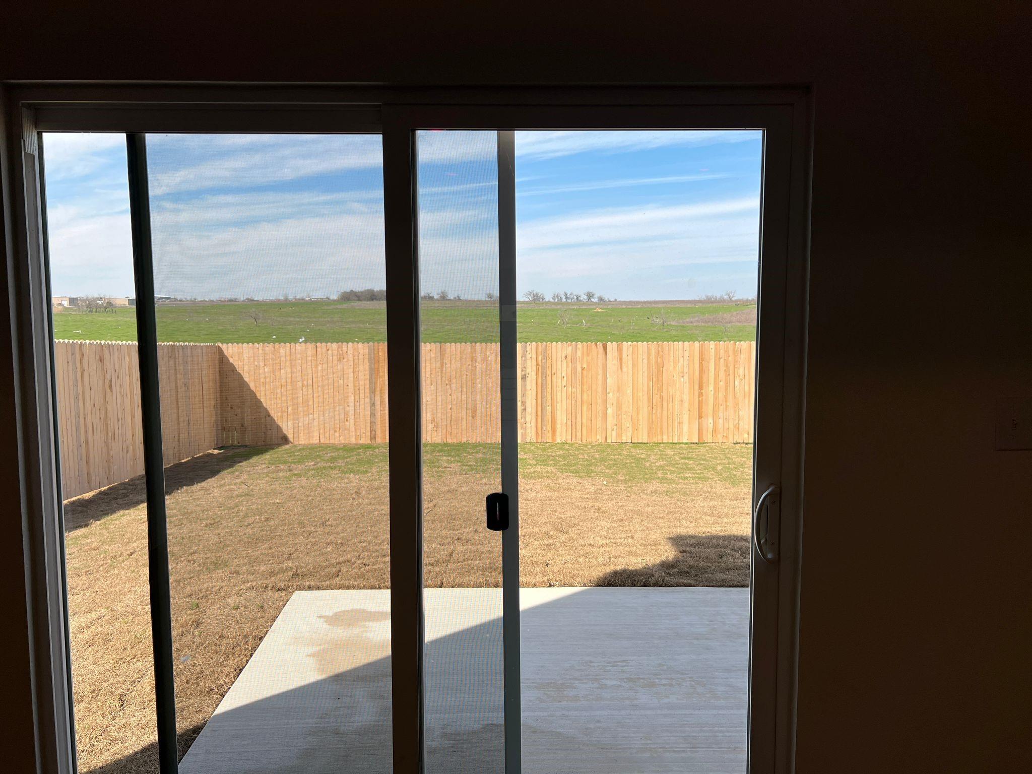 624 Gemsbok Dr, Hutto, TX 78364