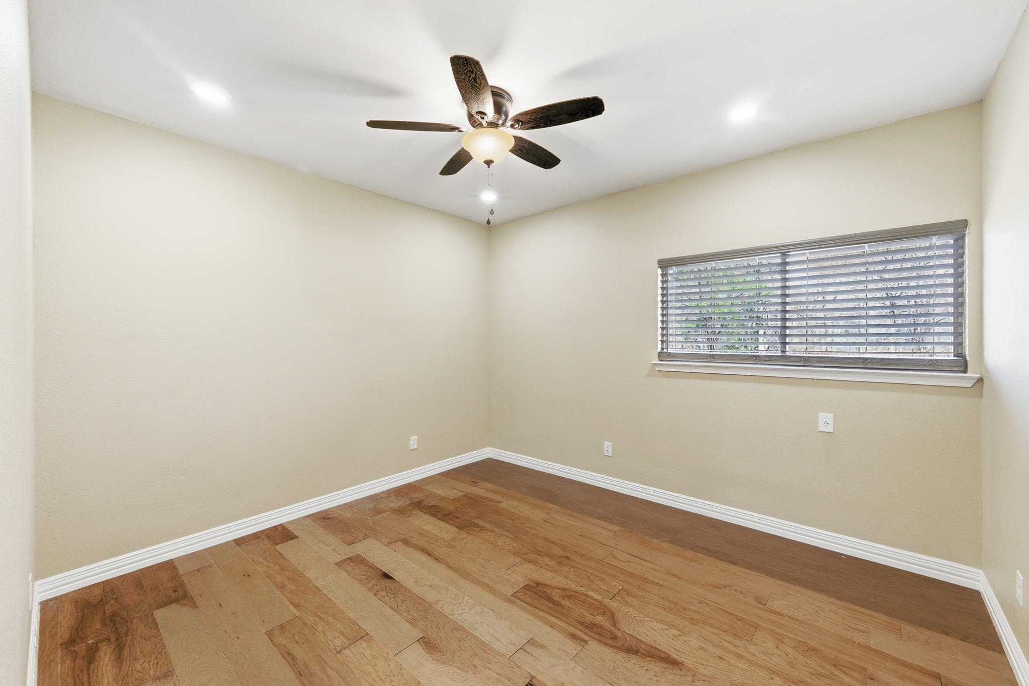 2247 Old Highway 20, McDade, TX 78650