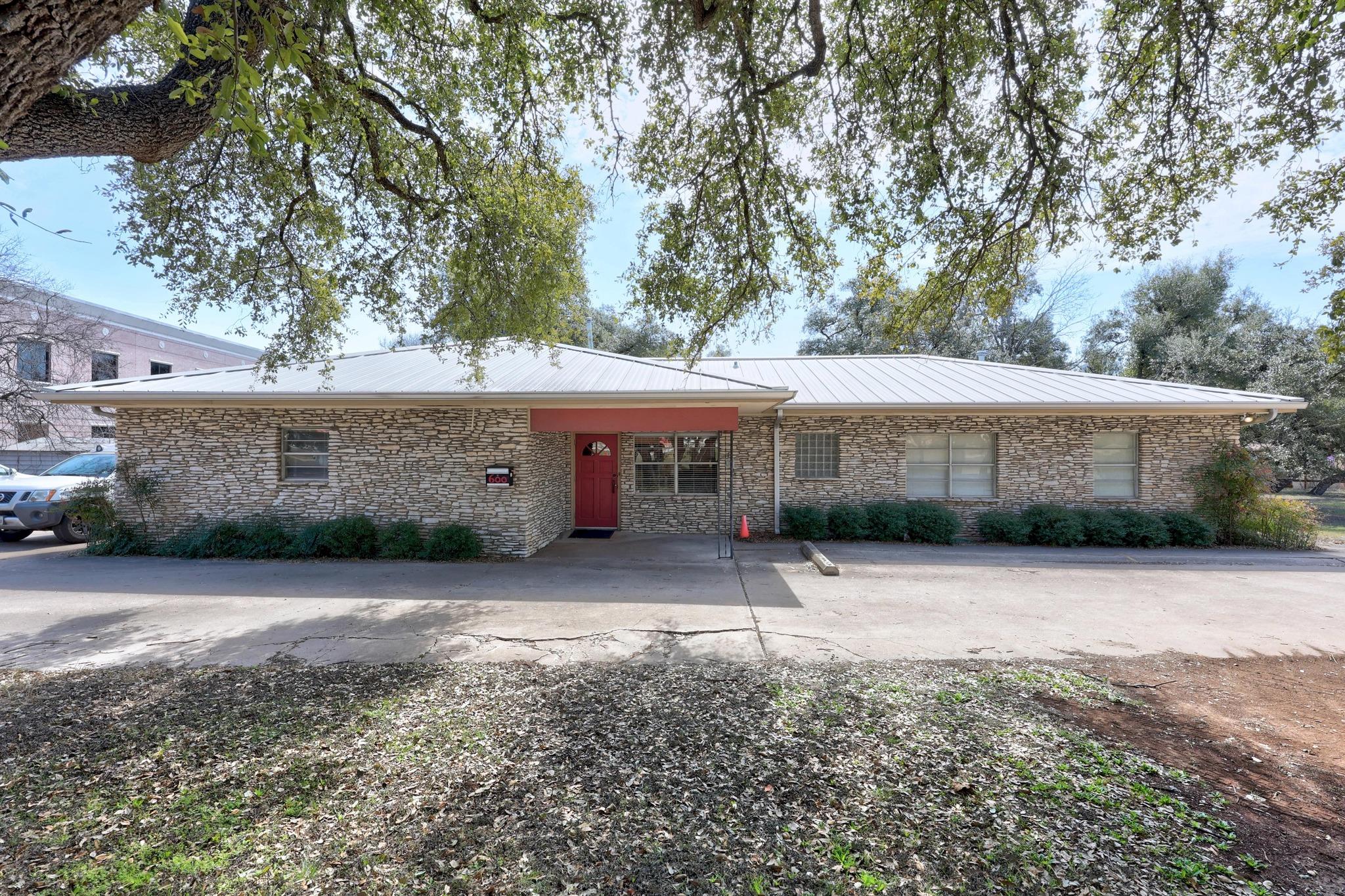 600 W Whitestone Blvd, Cedar Park, TX 78613