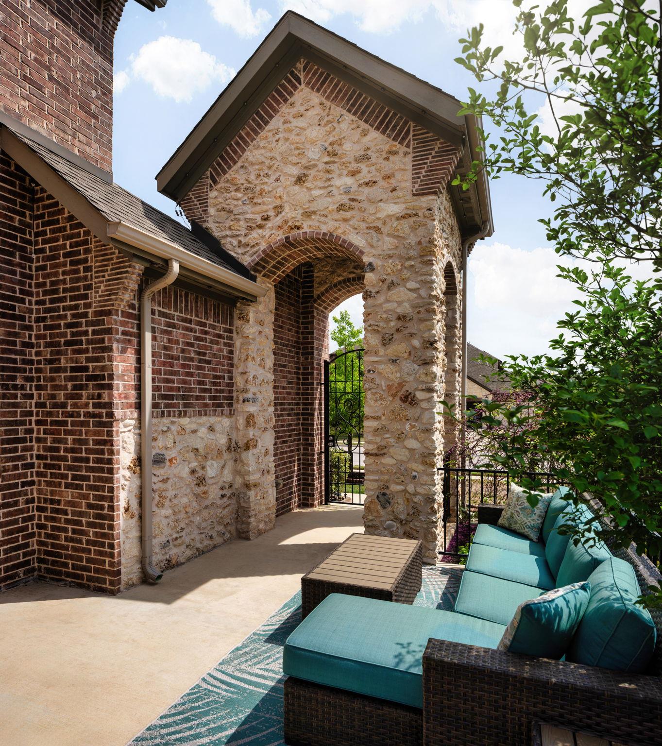 4429 Cherry Bark Dr, Leander, TX 78641