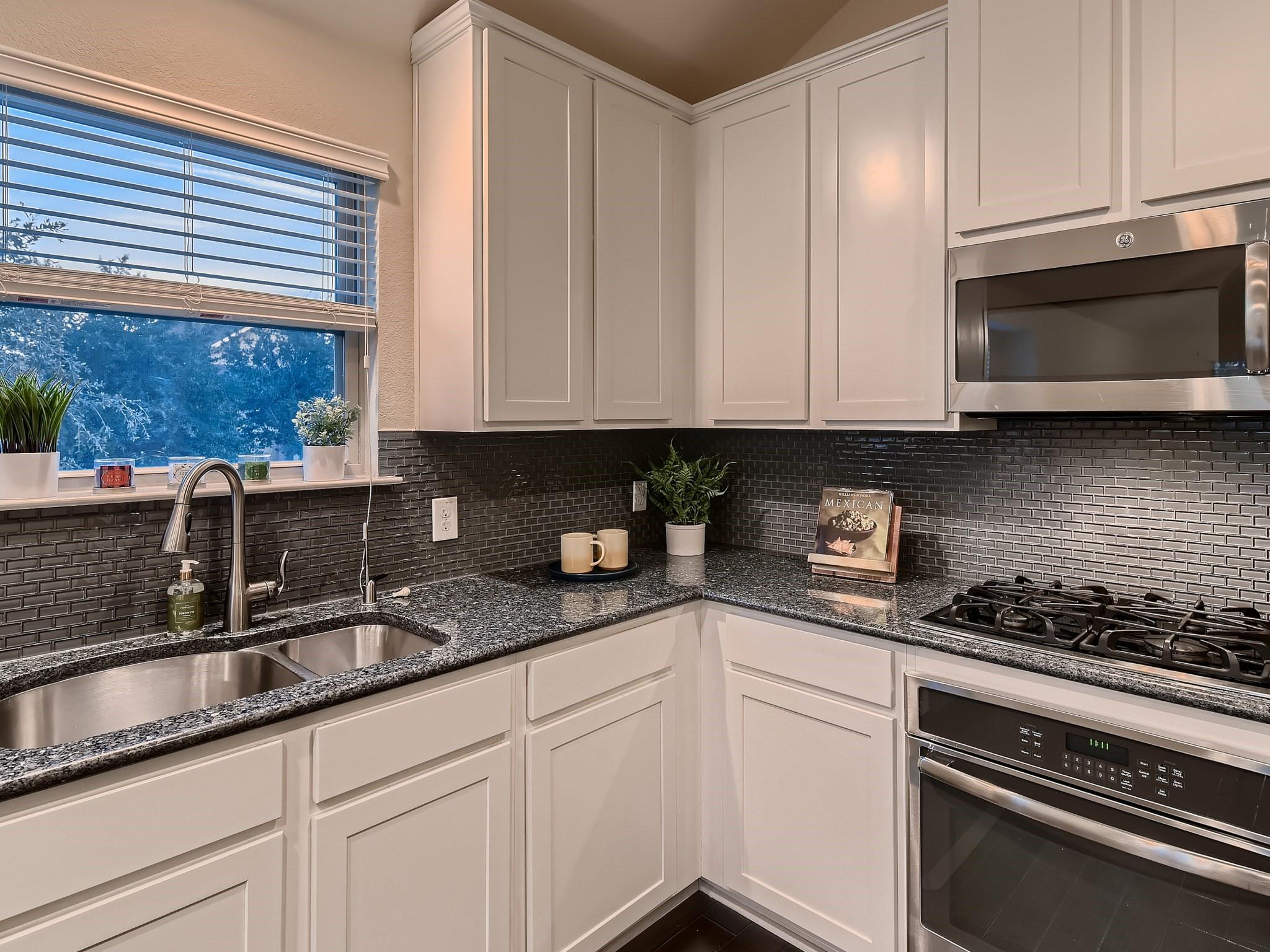 18400 Deep Well Dr, Austin, TX 78738