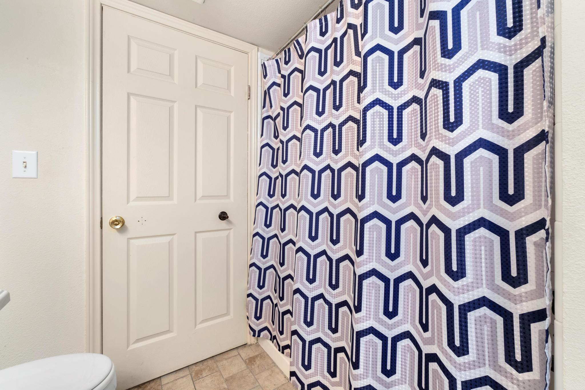 501 W 26th St # 113, Austin, TX 78705