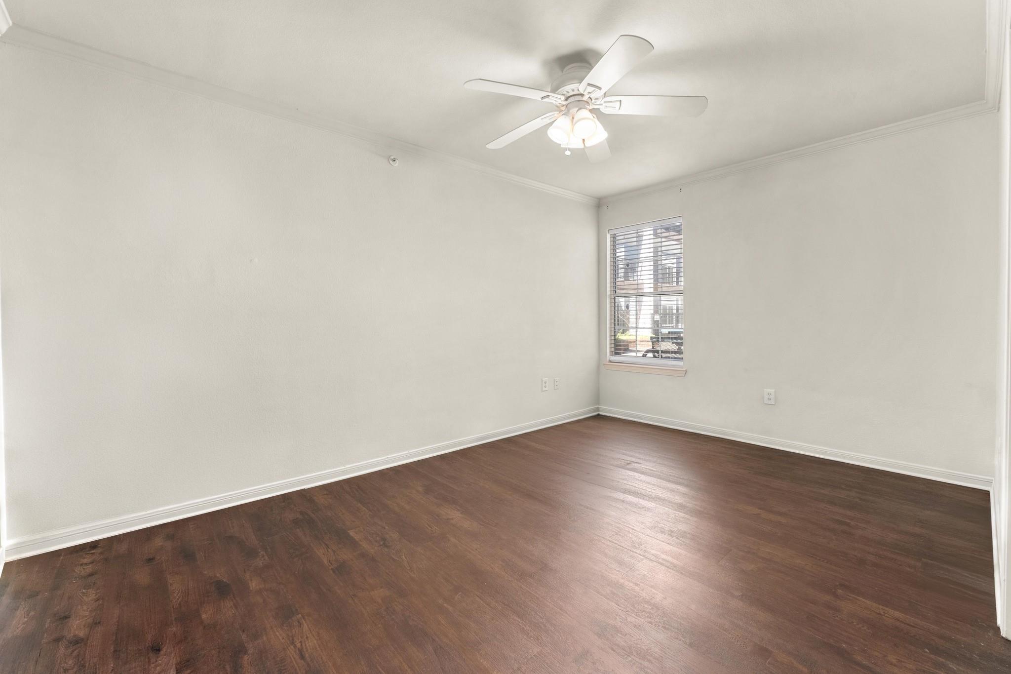 501 W 26th St # 113, Austin, TX 78705