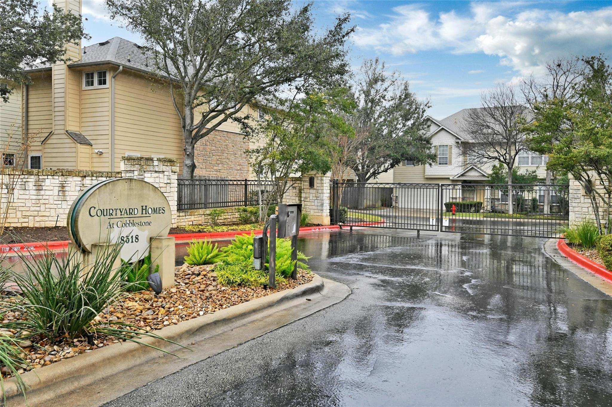 8518 Cahill Dr # 9, Austin, TX 78729