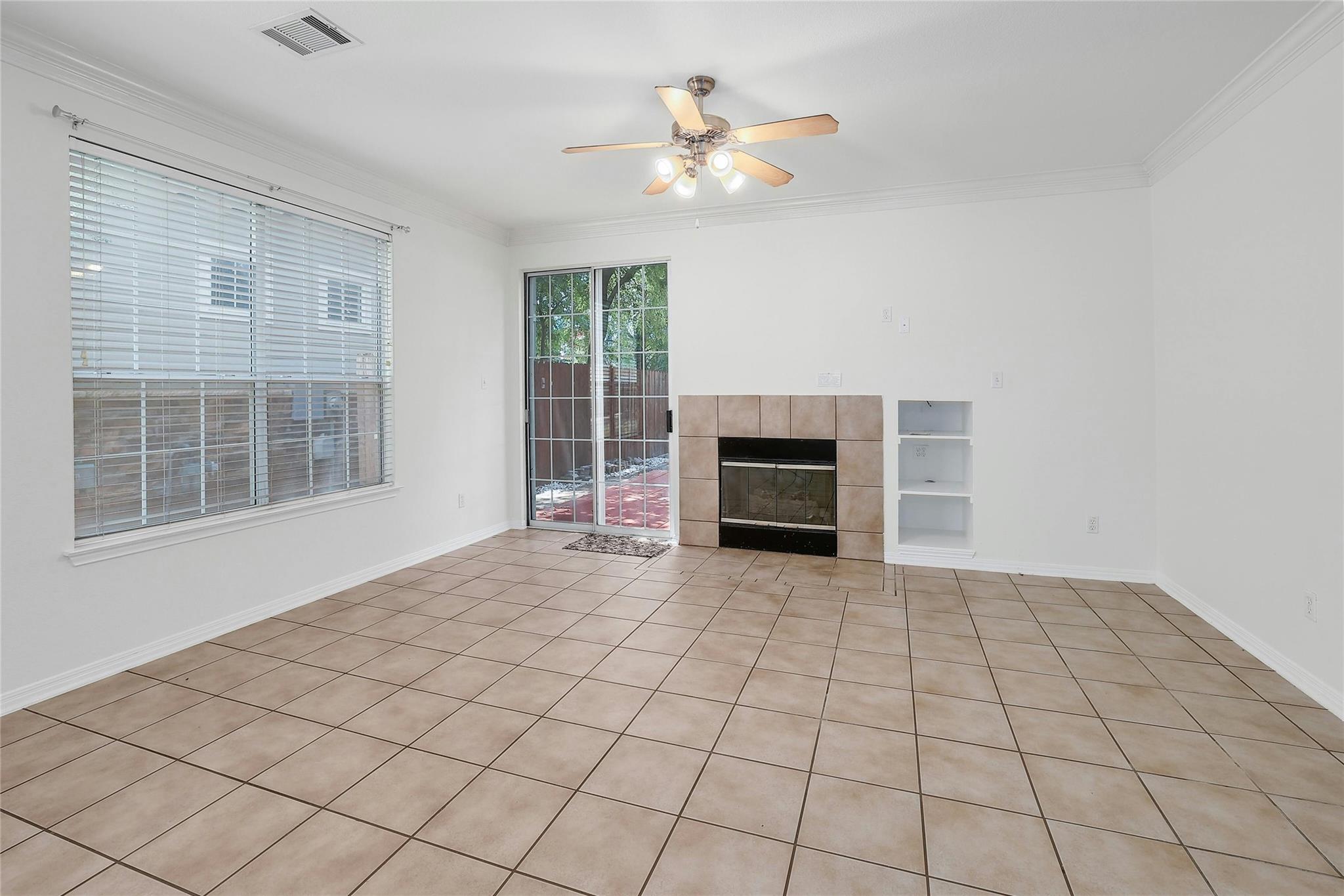 8518 Cahill Dr # 9, Austin, TX 78729