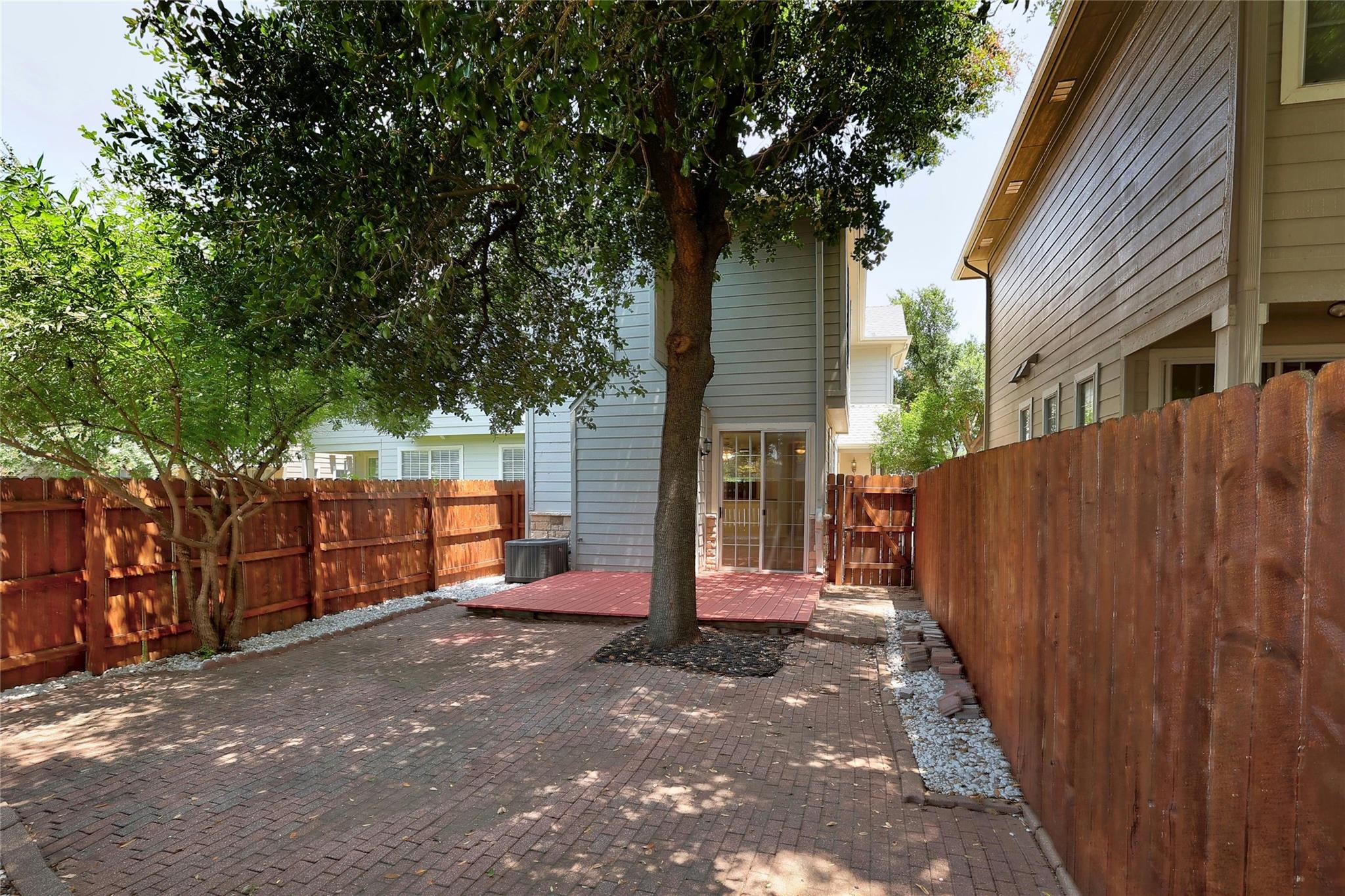 8518 Cahill Dr # 9, Austin, TX 78729