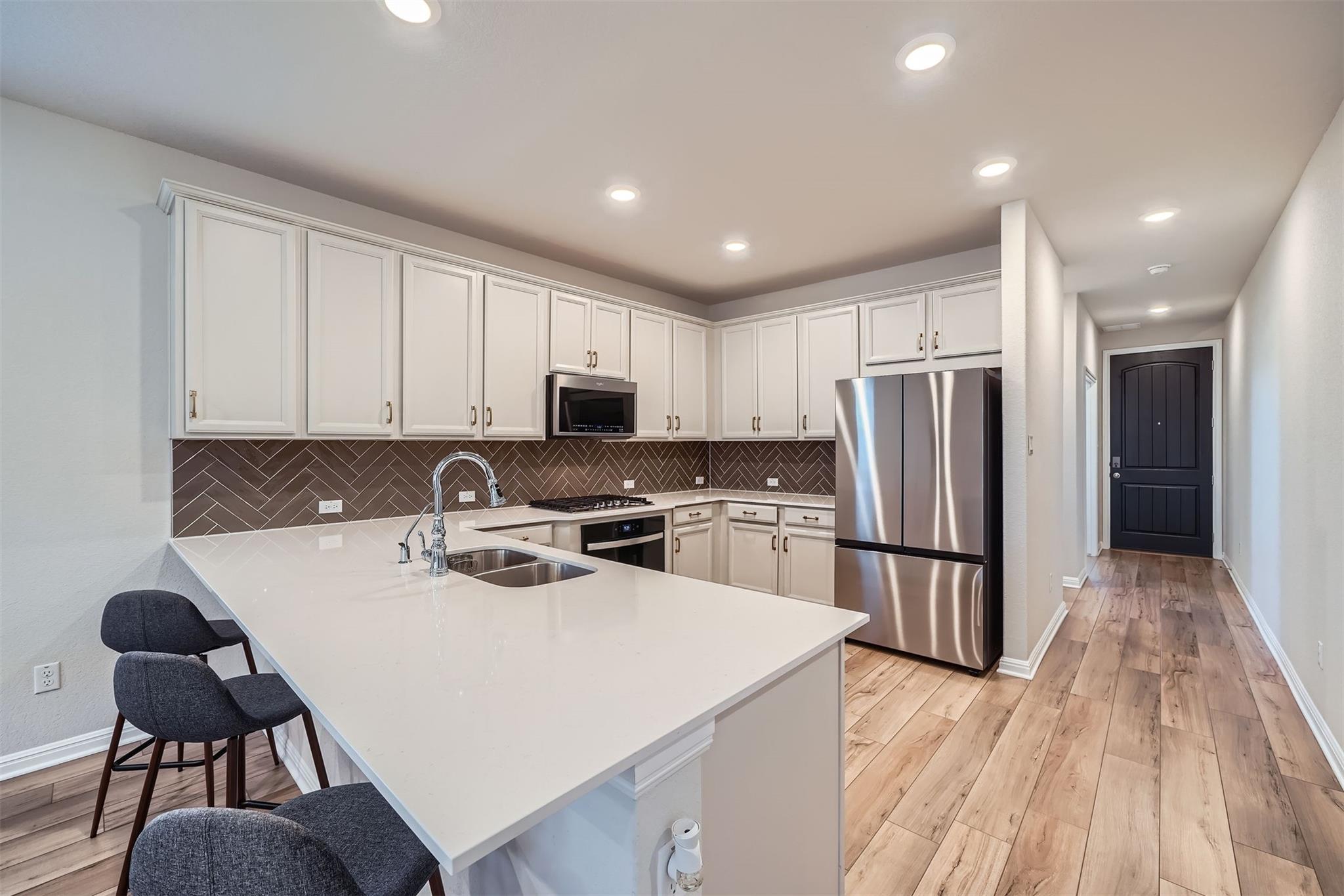 1009 NW Testoa Cv N, Hutto, TX 78634