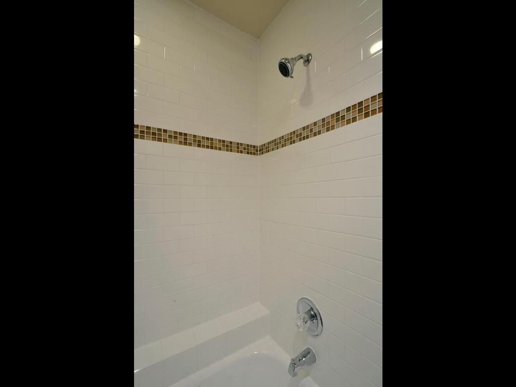 7685 Northcross Dr # 906, Austin, TX 78757