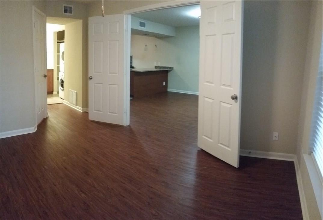 7685 Northcross Dr # 906, Austin, TX 78757