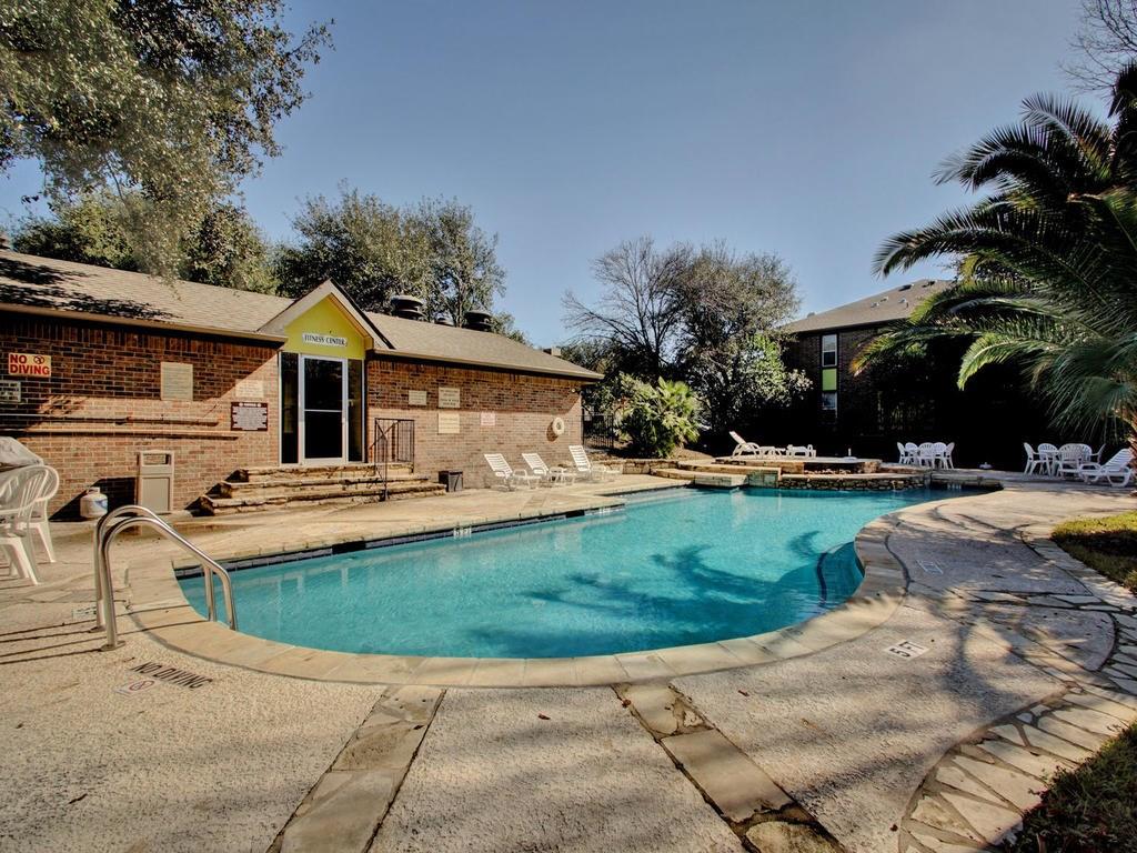 7685 Northcross Dr # 906, Austin, TX 78757