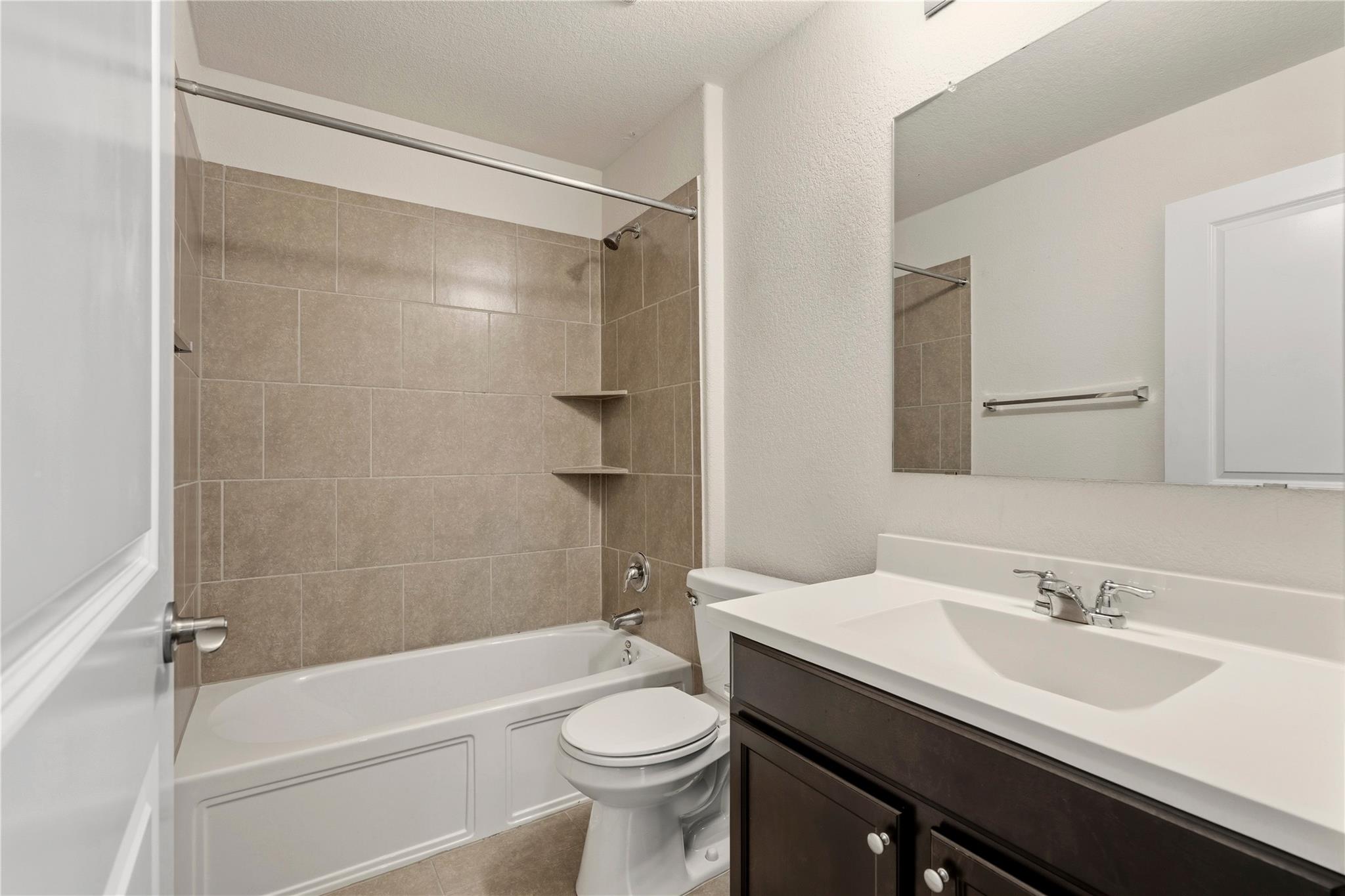 3721 Alpine Autumn Dr, Austin, TX 78744