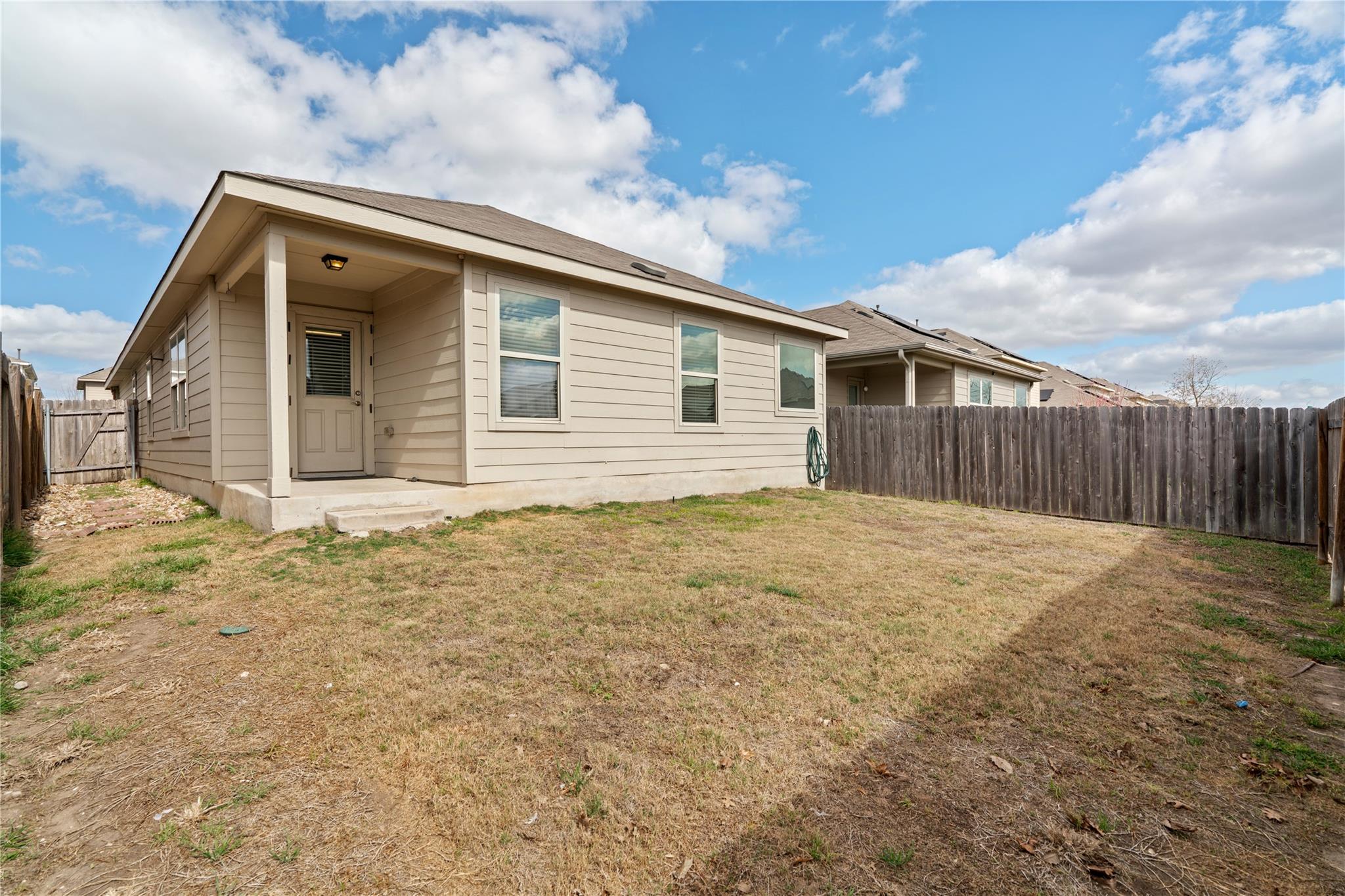 3721 Alpine Autumn Dr, Austin, TX 78744