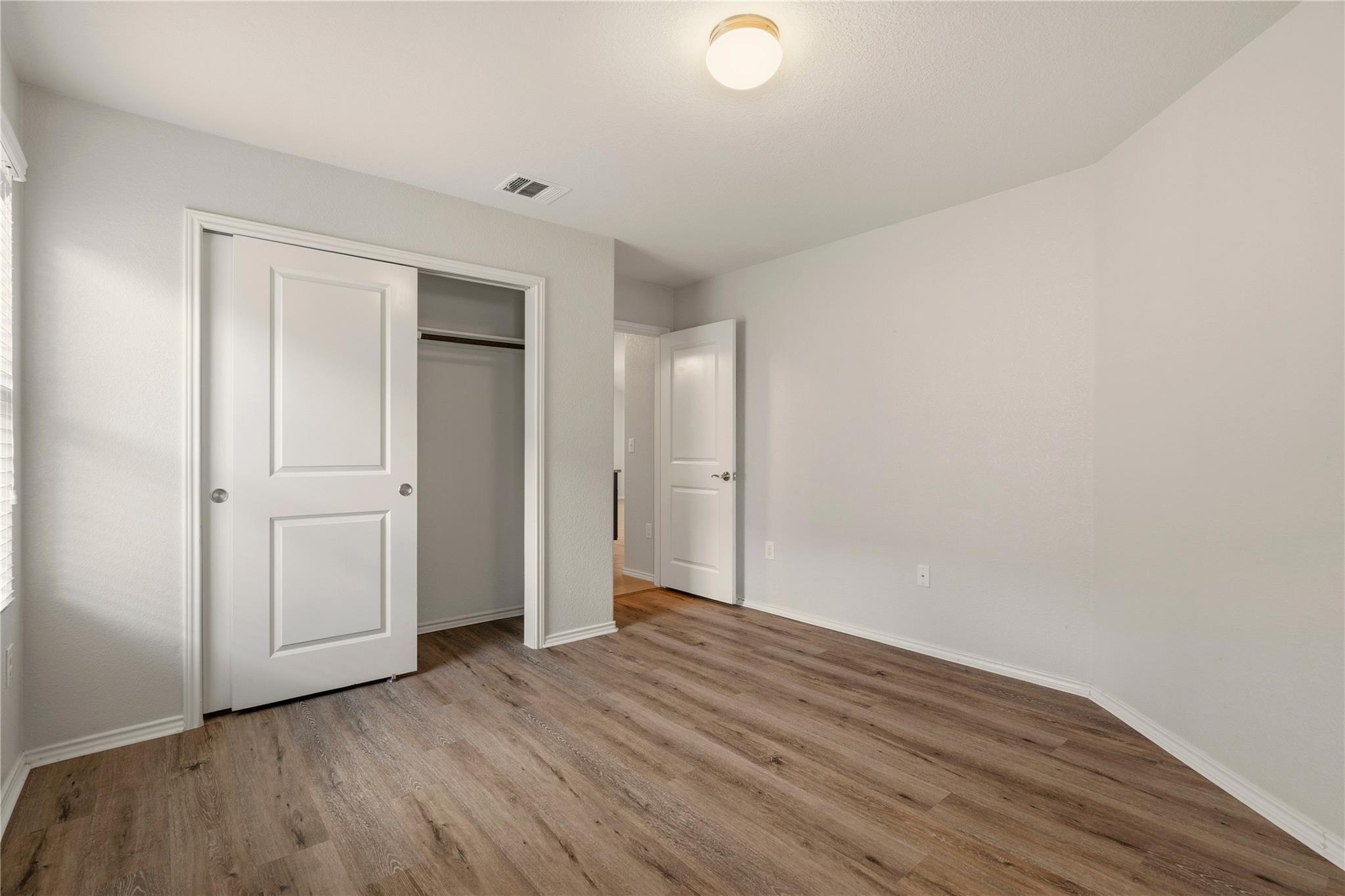 3721 Alpine Autumn Dr, Austin, TX 78744