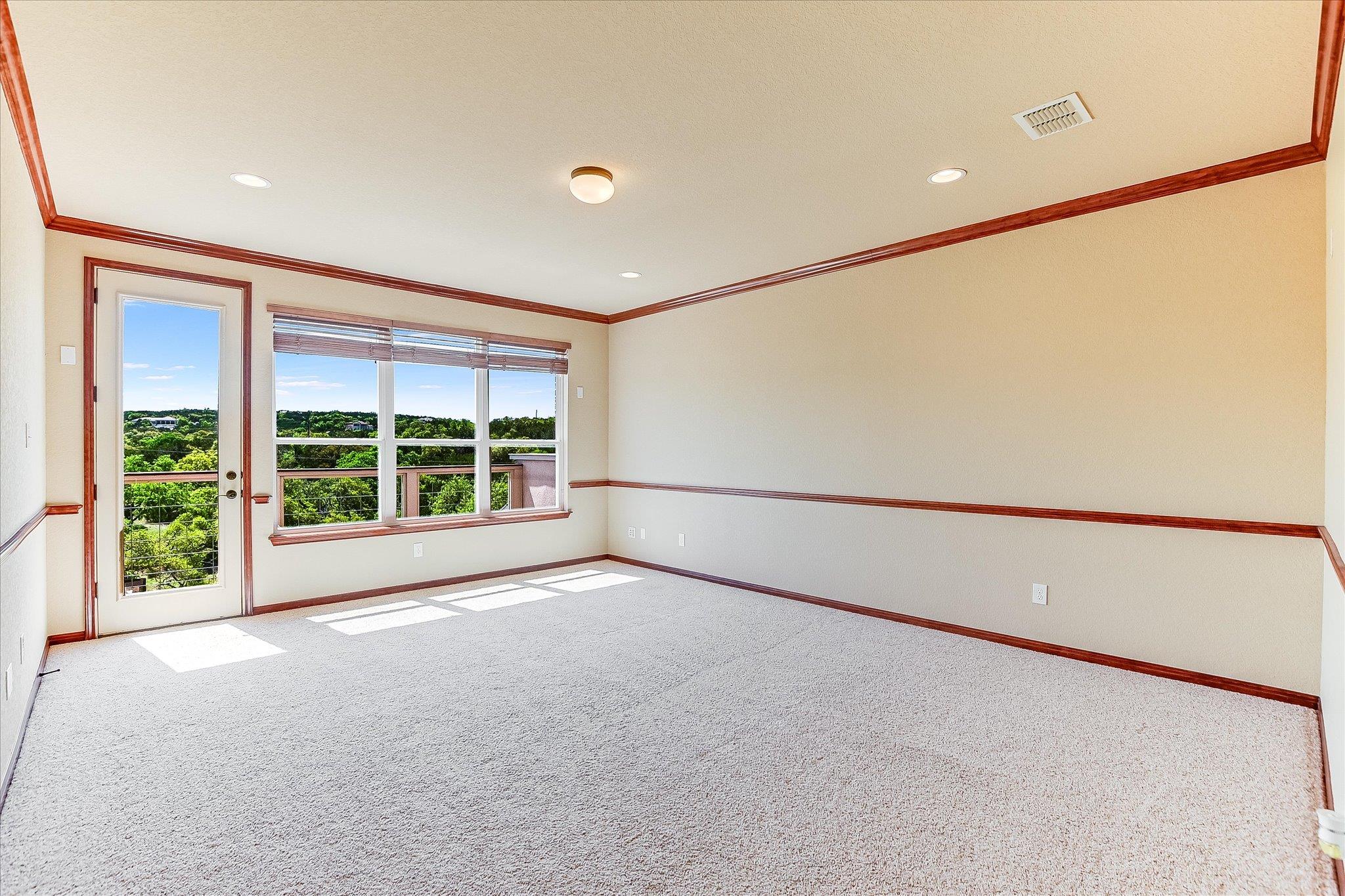 1014 Broken Spoke, Canyon Lake, TX 78133